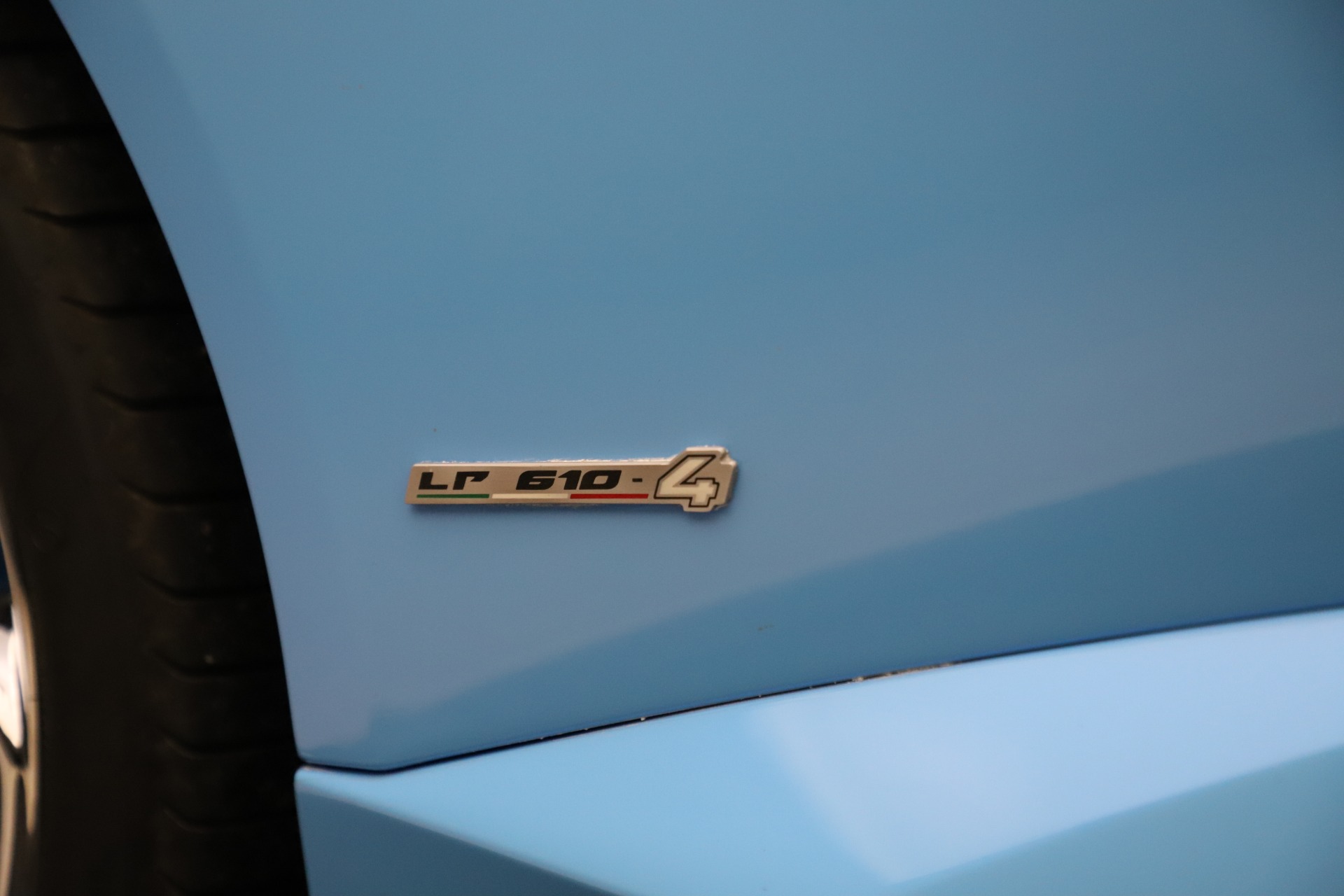 Used-2016-Lamborghini-Huracan-LP-610-4-Spyder