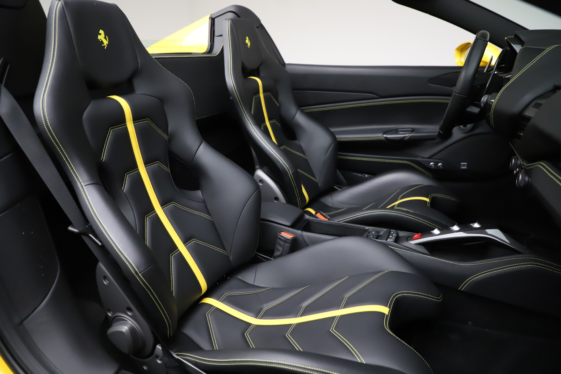 Used-2018-Ferrari-488-Spider