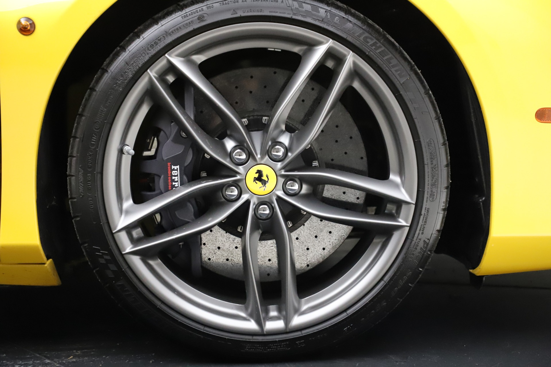 Used-2018-Ferrari-488-Spider