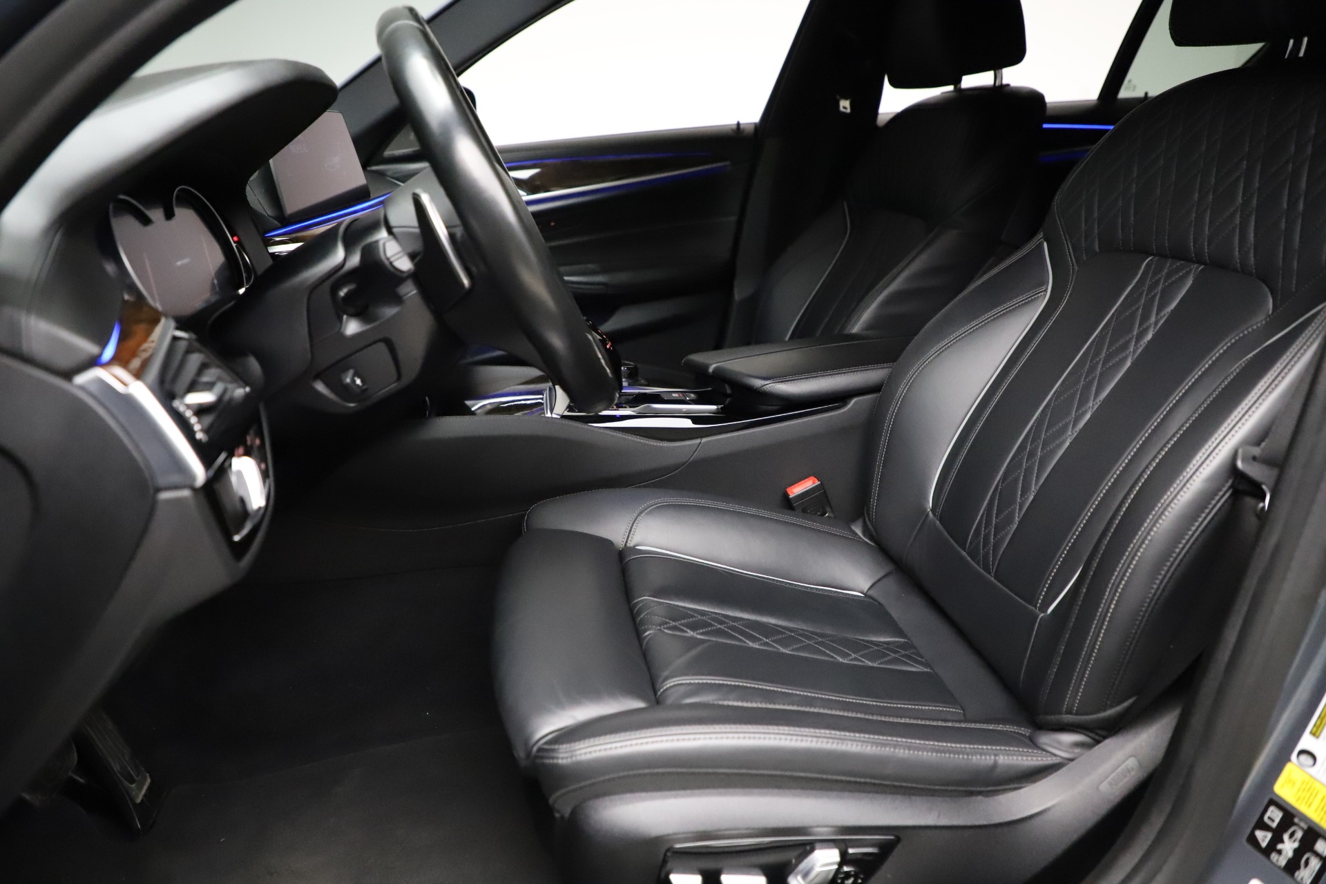 Used-2018-BMW-5-Series-M550i-xDrive