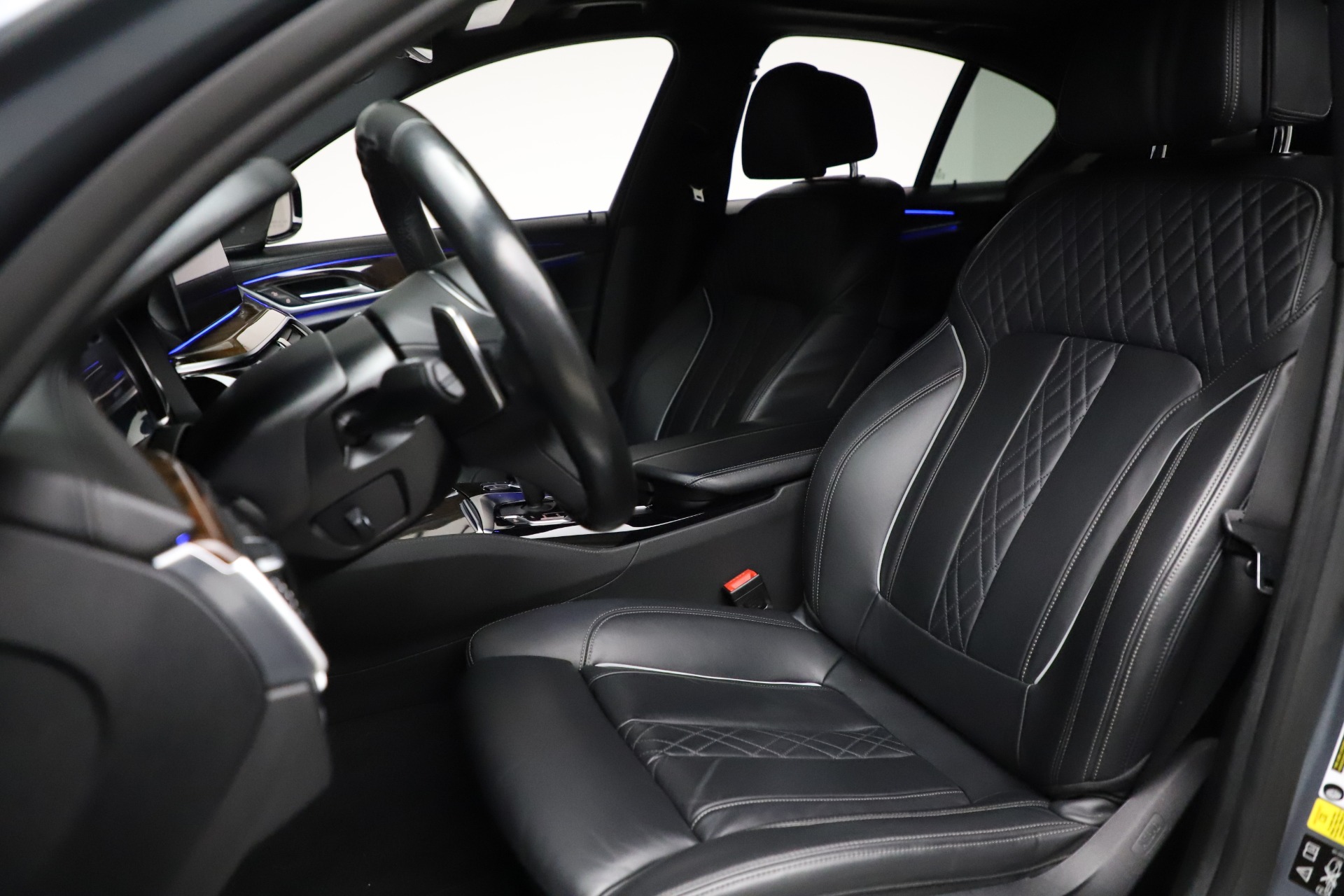 Used-2018-BMW-5-Series-M550i-xDrive