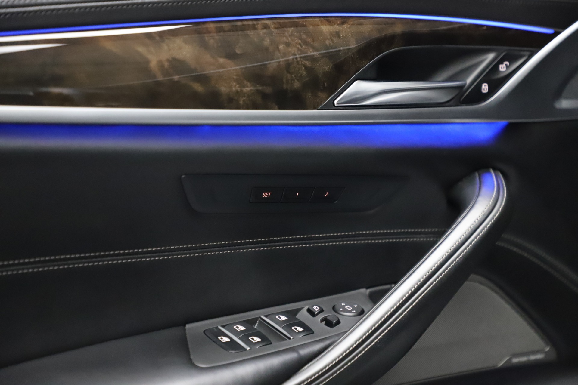 Used-2018-BMW-5-Series-M550i-xDrive