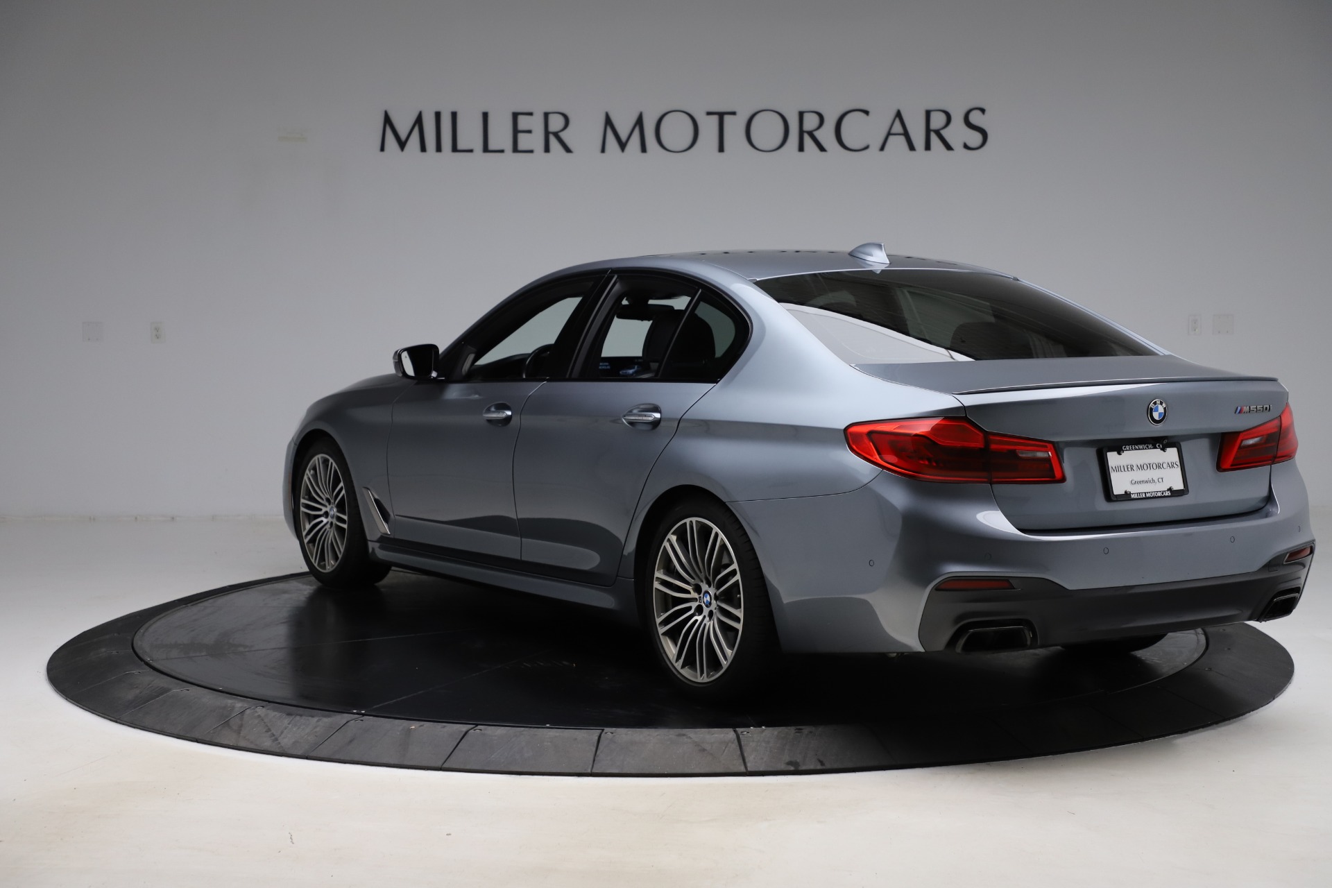 Used-2018-BMW-5-Series-M550i-xDrive