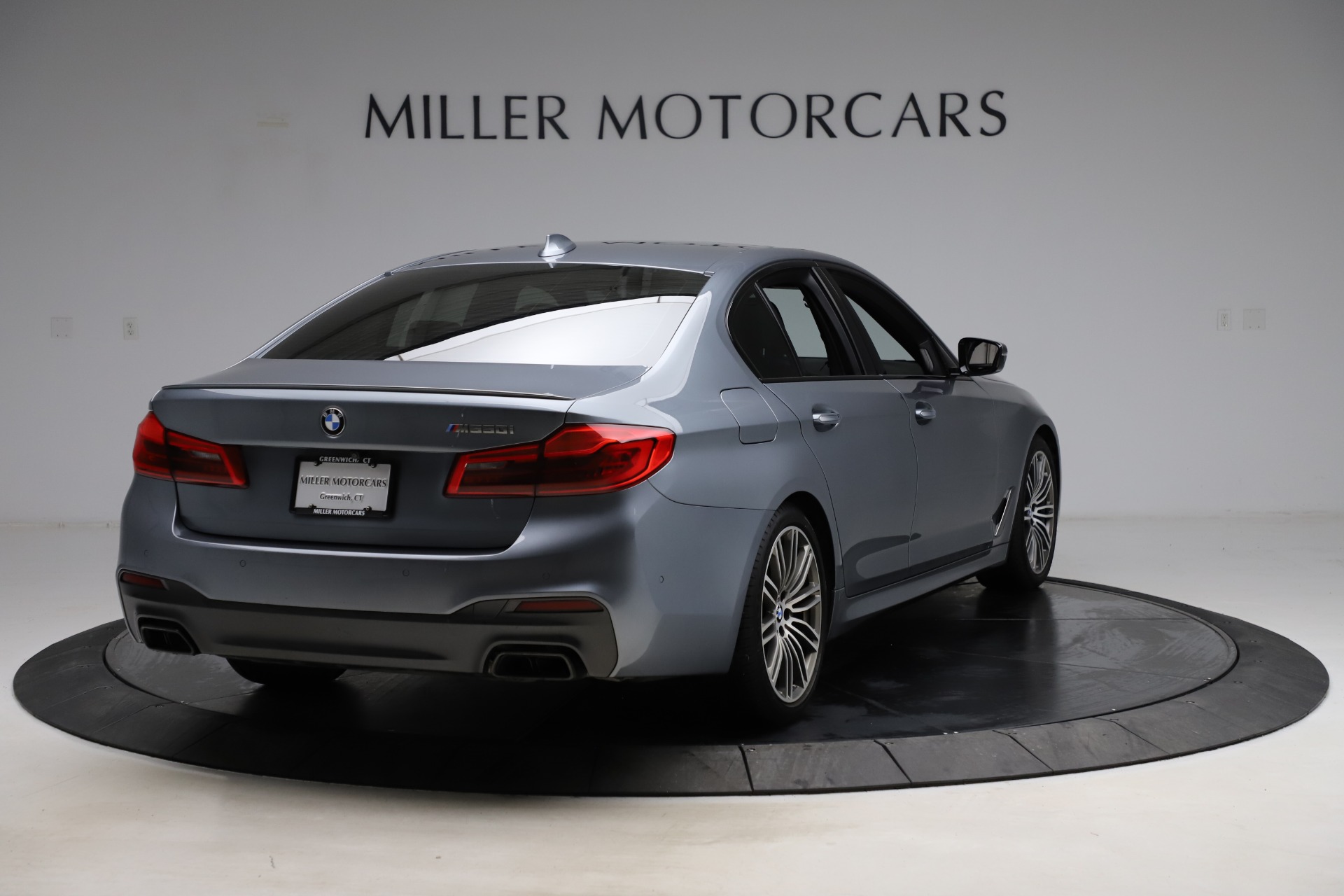 Used-2018-BMW-5-Series-M550i-xDrive