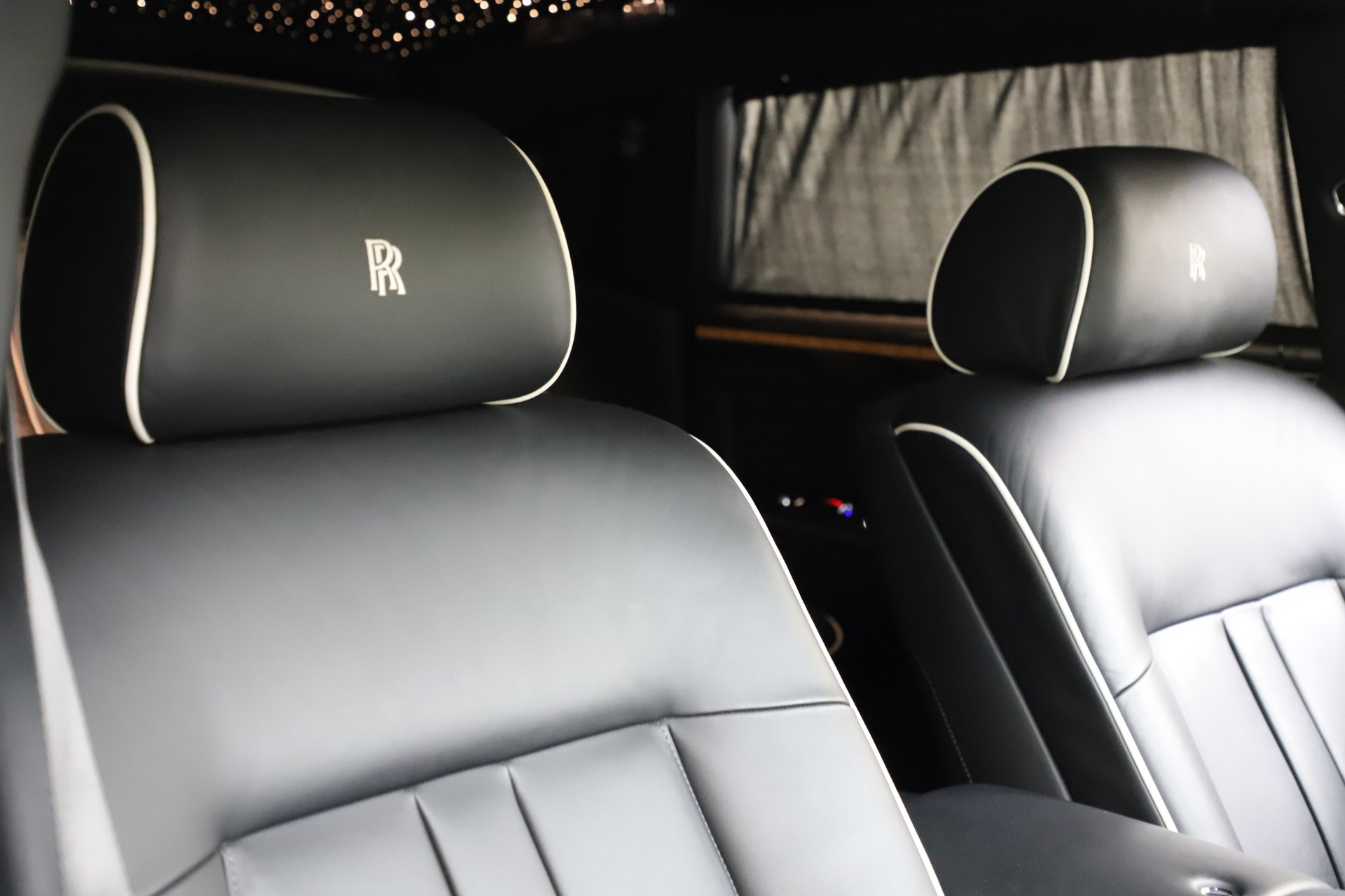 Used-2015-Rolls-Royce-Phantom-EWB