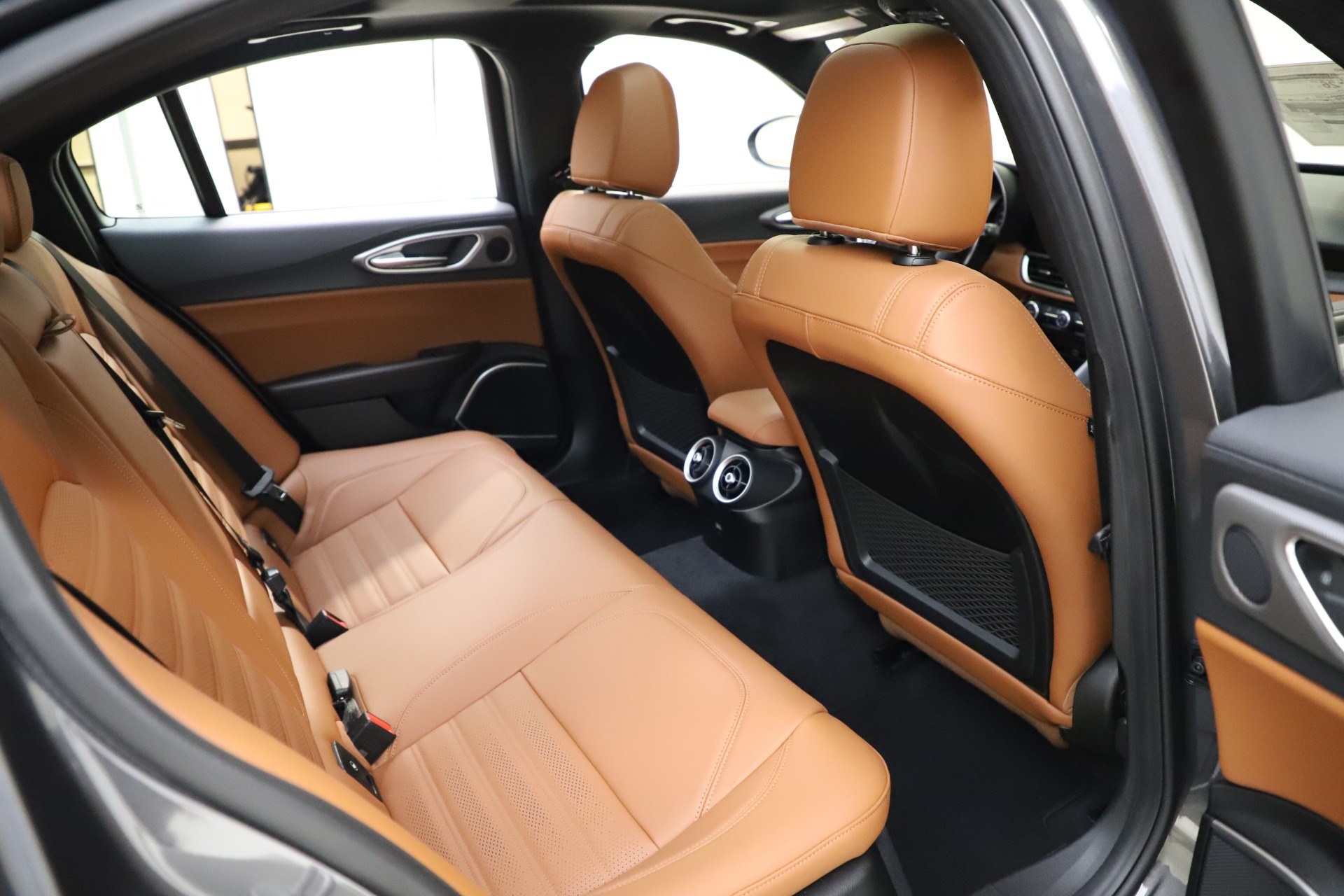 New-2021-Alfa-Romeo-Giulia-Ti-Sport-Q4