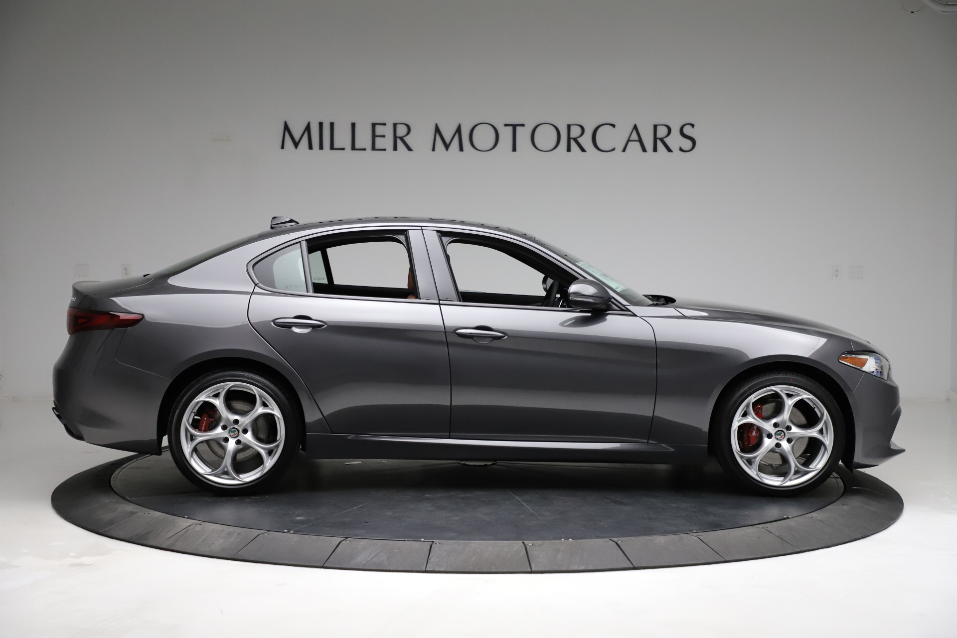 New-2021-Alfa-Romeo-Giulia-Ti-Sport-Q4