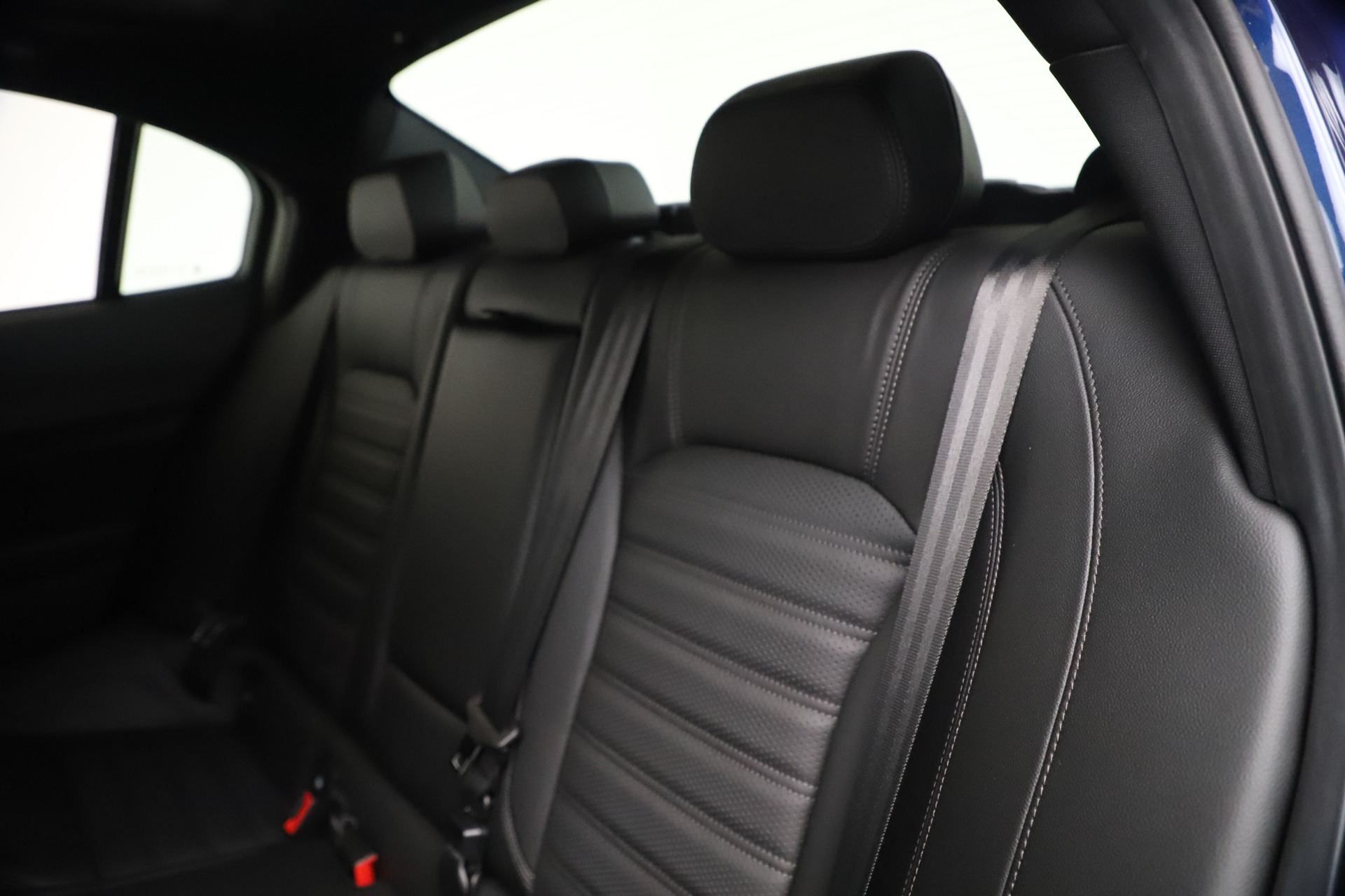 New-2021-Alfa-Romeo-Giulia-Ti-Sport-Q4