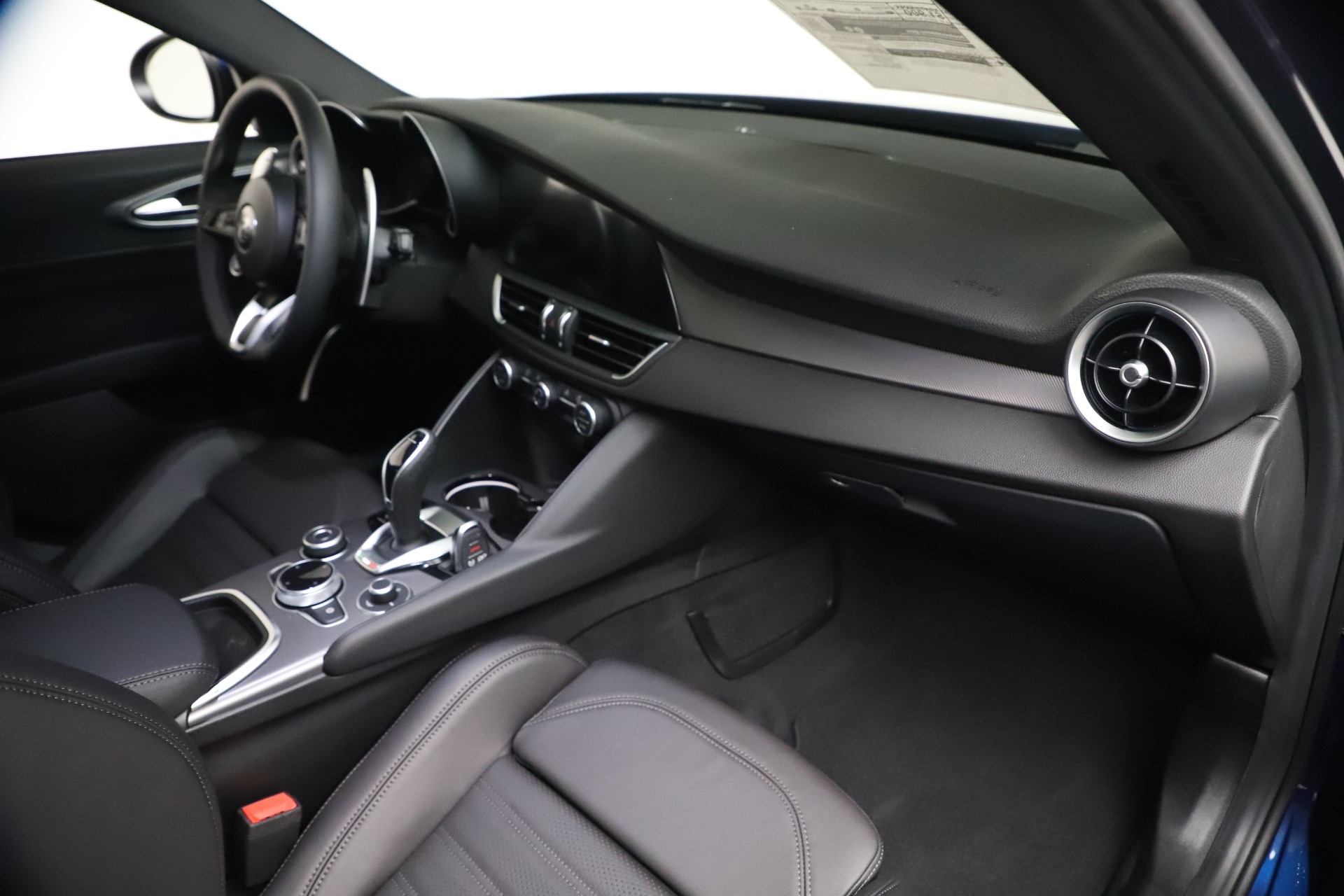 New-2021-Alfa-Romeo-Giulia-Ti-Sport-Q4