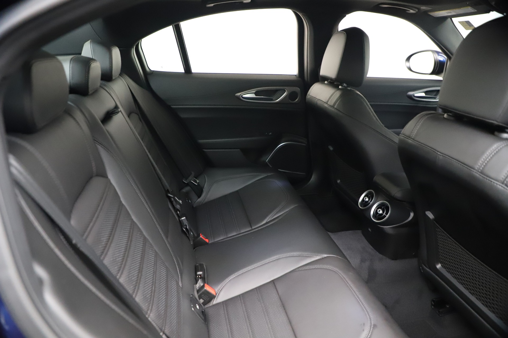 New-2021-Alfa-Romeo-Giulia-Ti-Sport-Q4