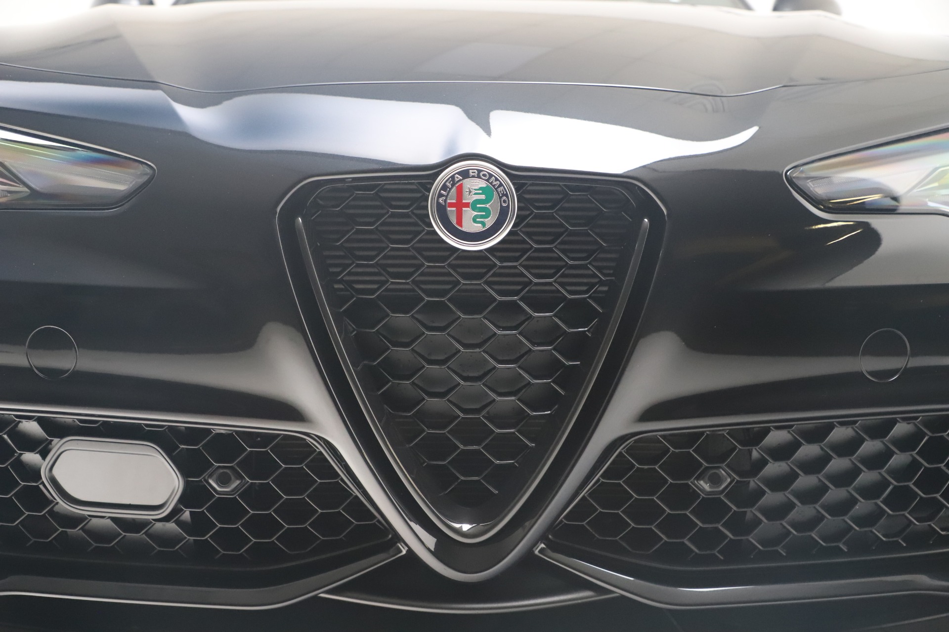 New-2021-Alfa-Romeo-Giulia-Ti-Sport-Q4