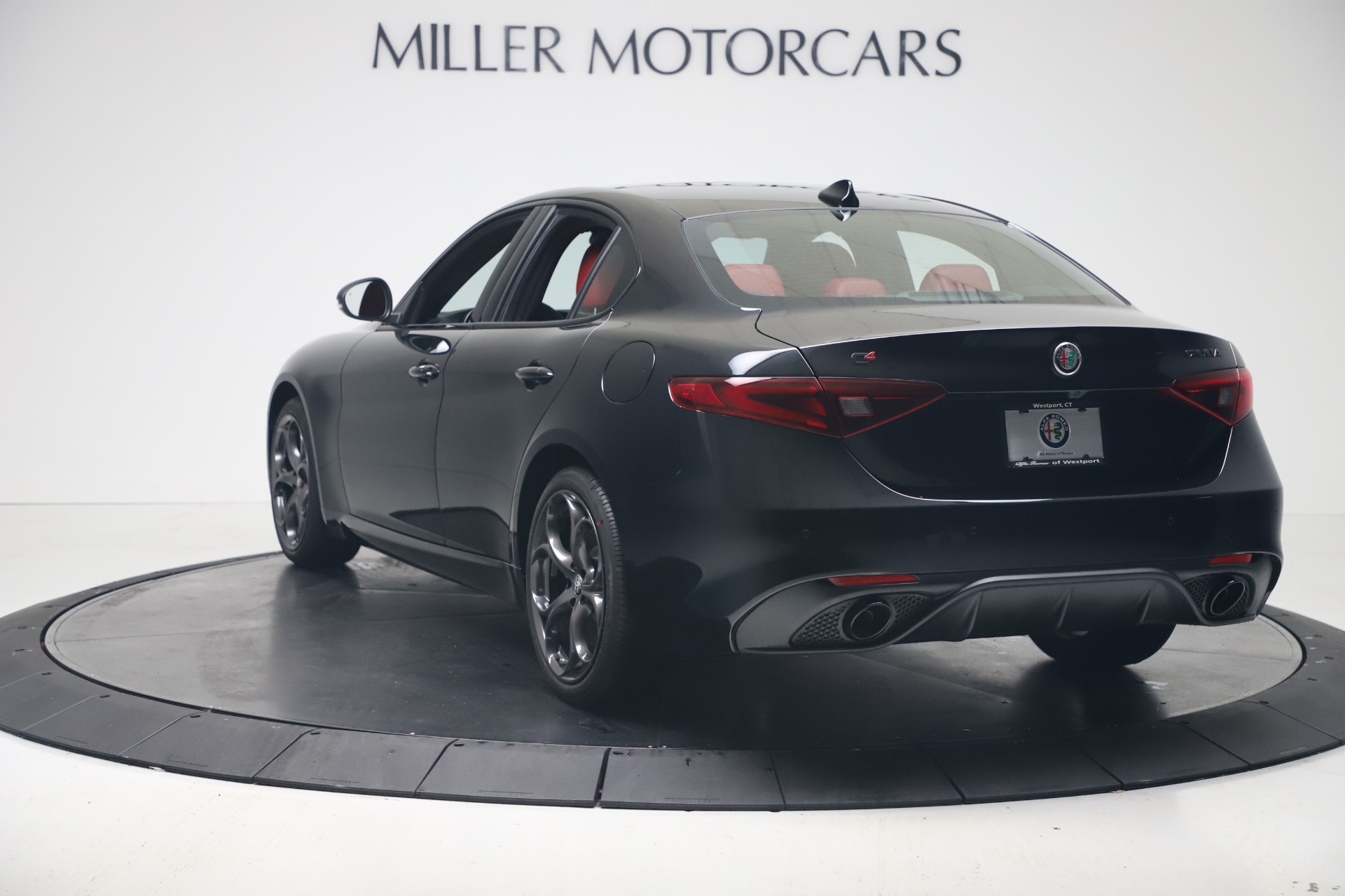 New-2021-Alfa-Romeo-Giulia-Ti-Sport-Q4