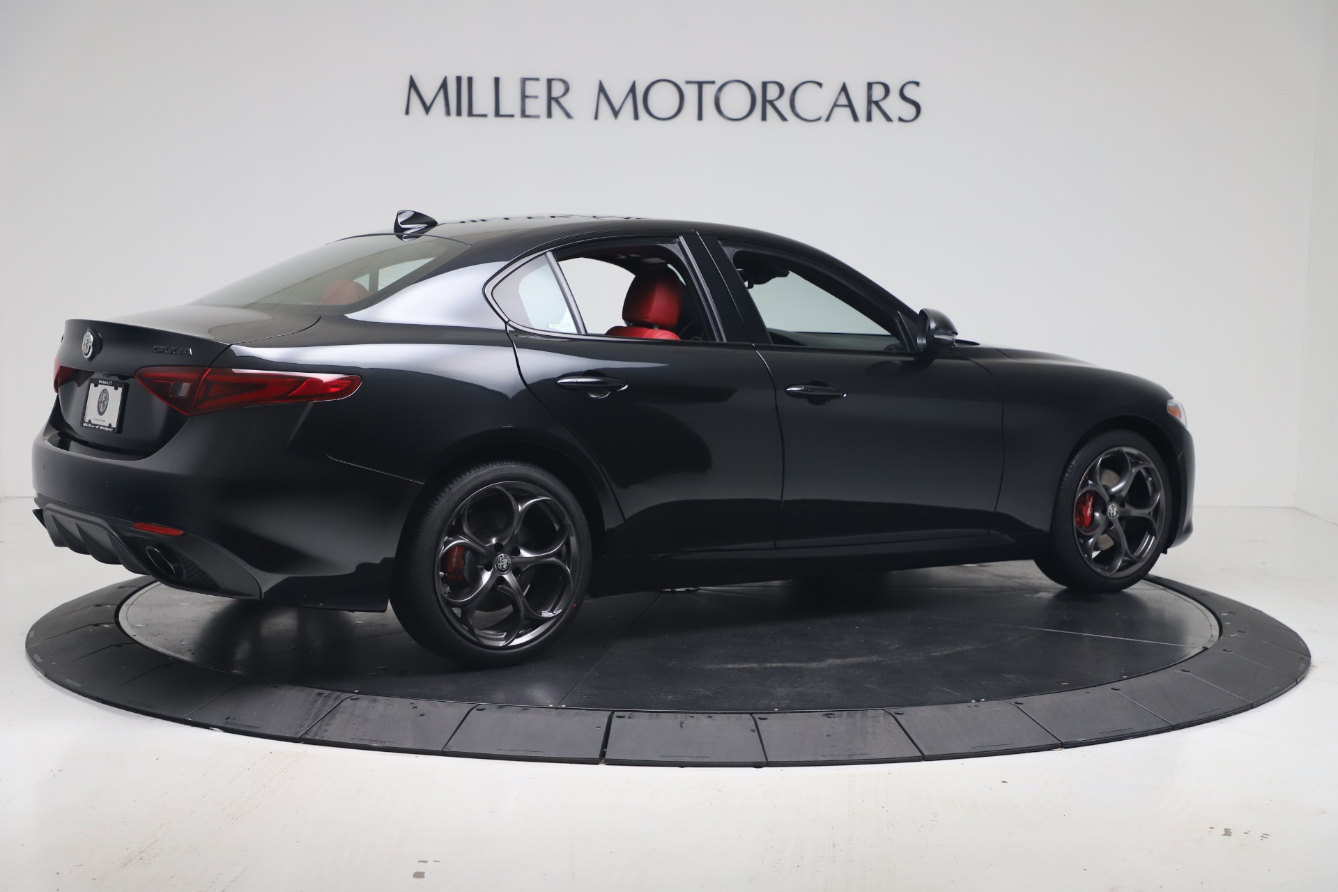 New-2021-Alfa-Romeo-Giulia-Ti-Sport-Q4