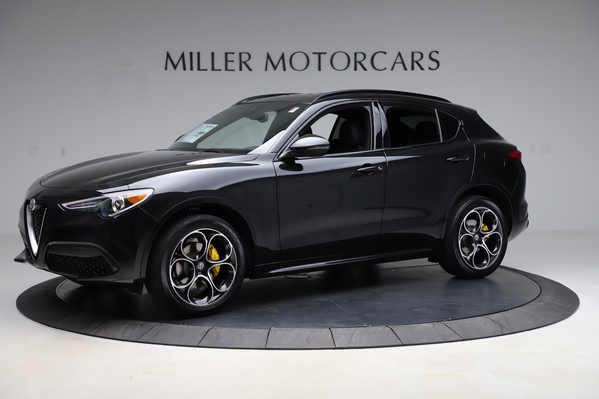 New-2021-Alfa-Romeo-Stelvio-Ti-Sport-Q4
