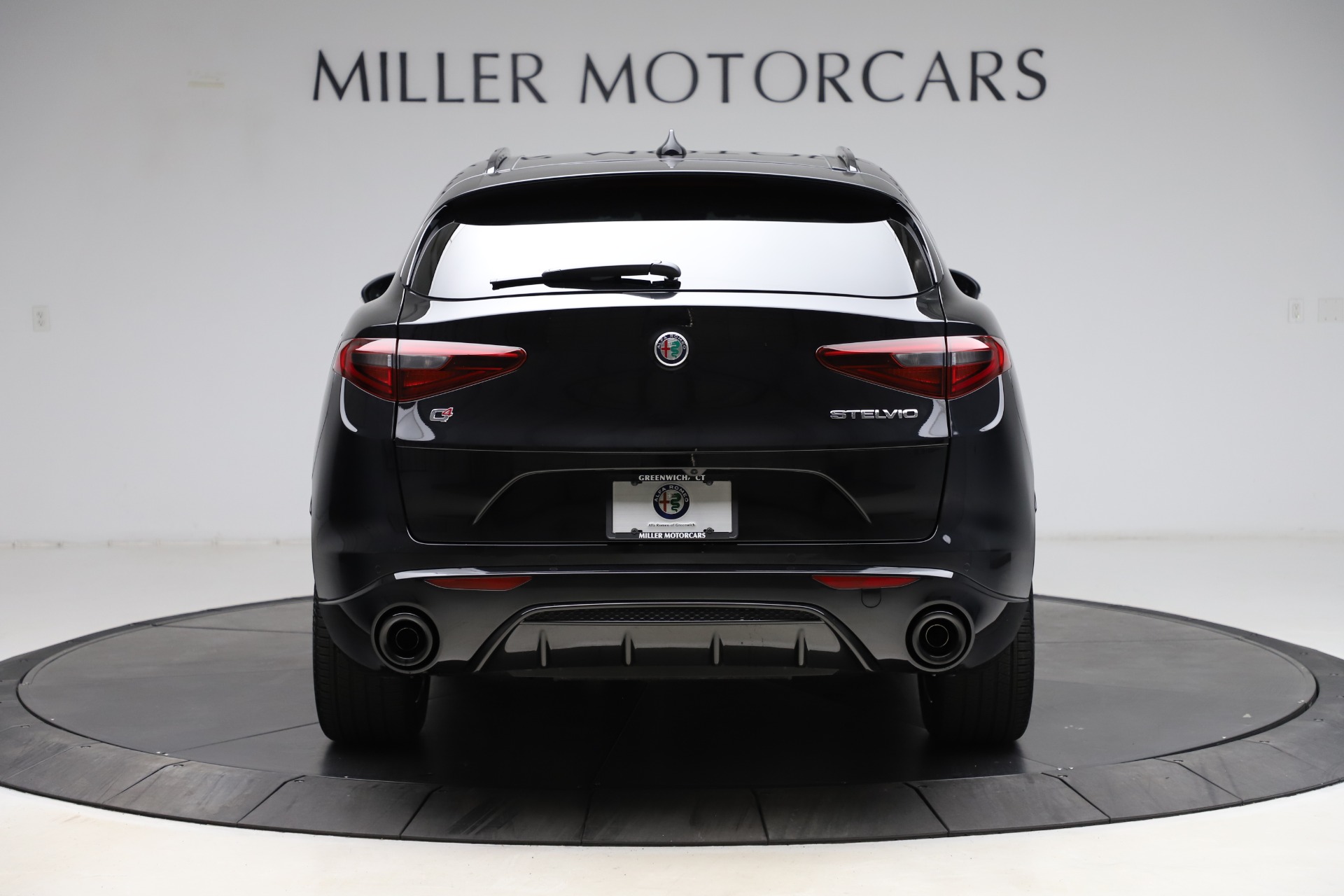 New-2021-Alfa-Romeo-Stelvio-Ti-Sport-Q4