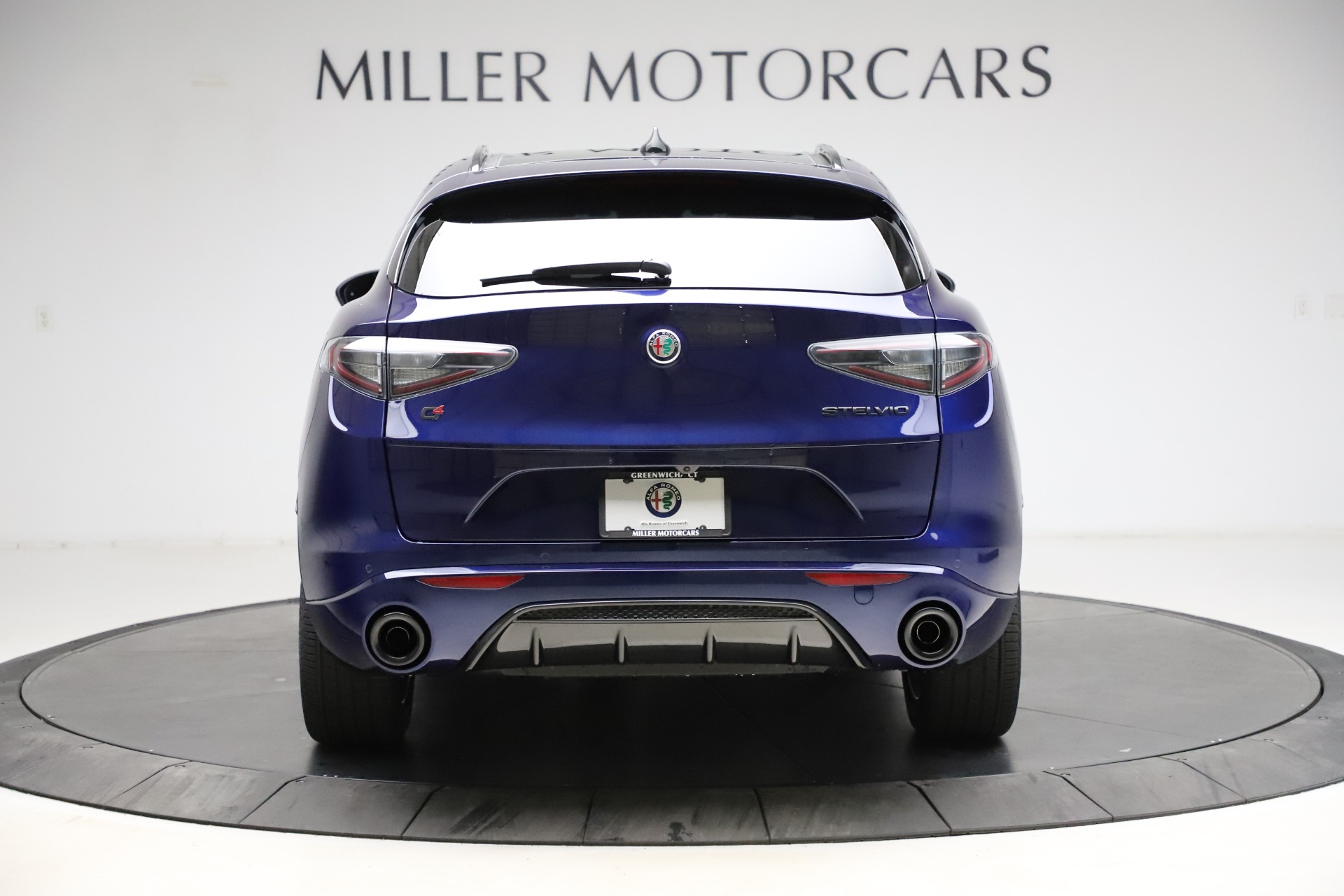 New-2021-Alfa-Romeo-Stelvio-Ti-Sport-Q4
