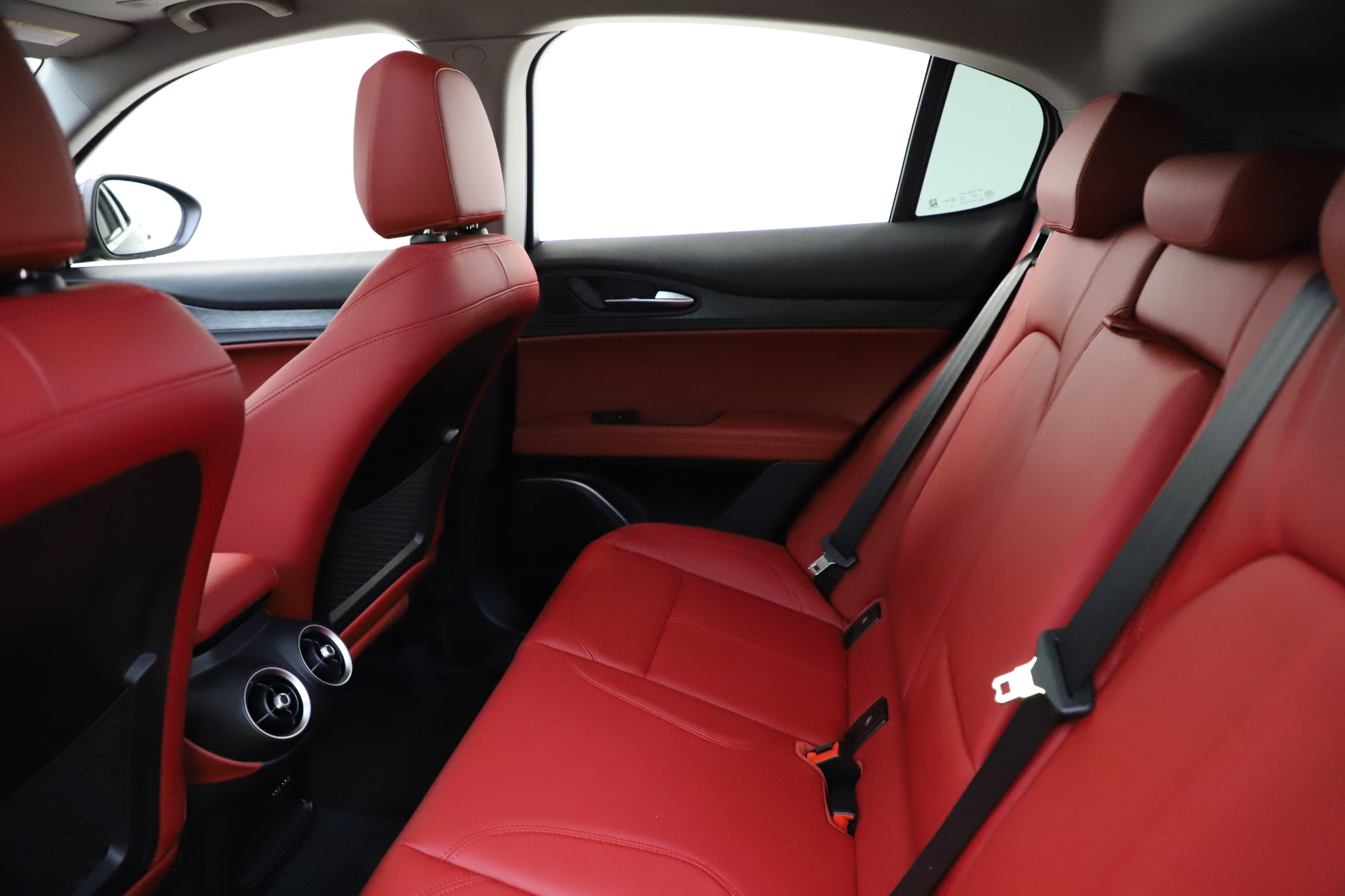 New-2021-Alfa-Romeo-Stelvio-Q4