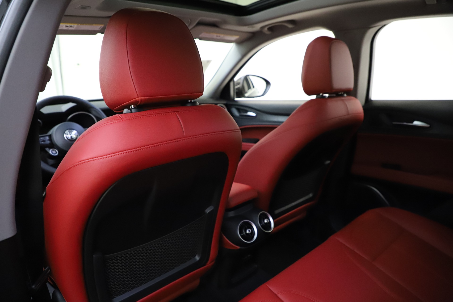 New-2021-Alfa-Romeo-Stelvio-Q4