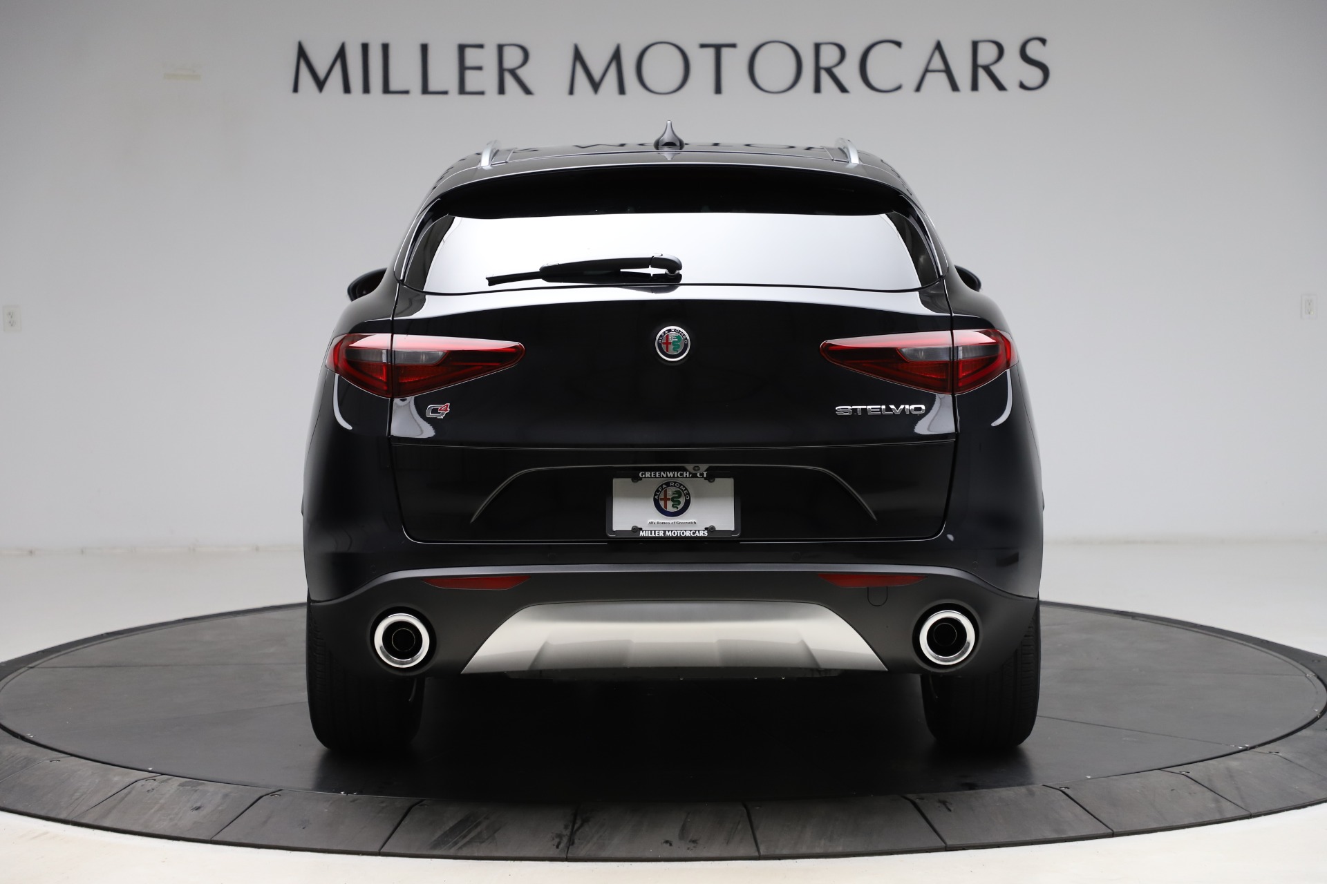 New-2021-Alfa-Romeo-Stelvio-Q4