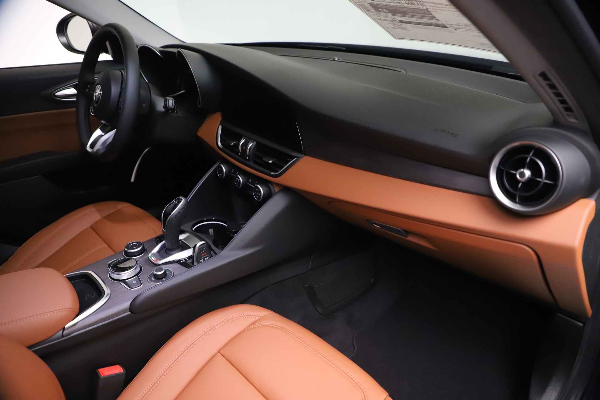 New-2021-Alfa-Romeo-Giulia-Ti-Q4