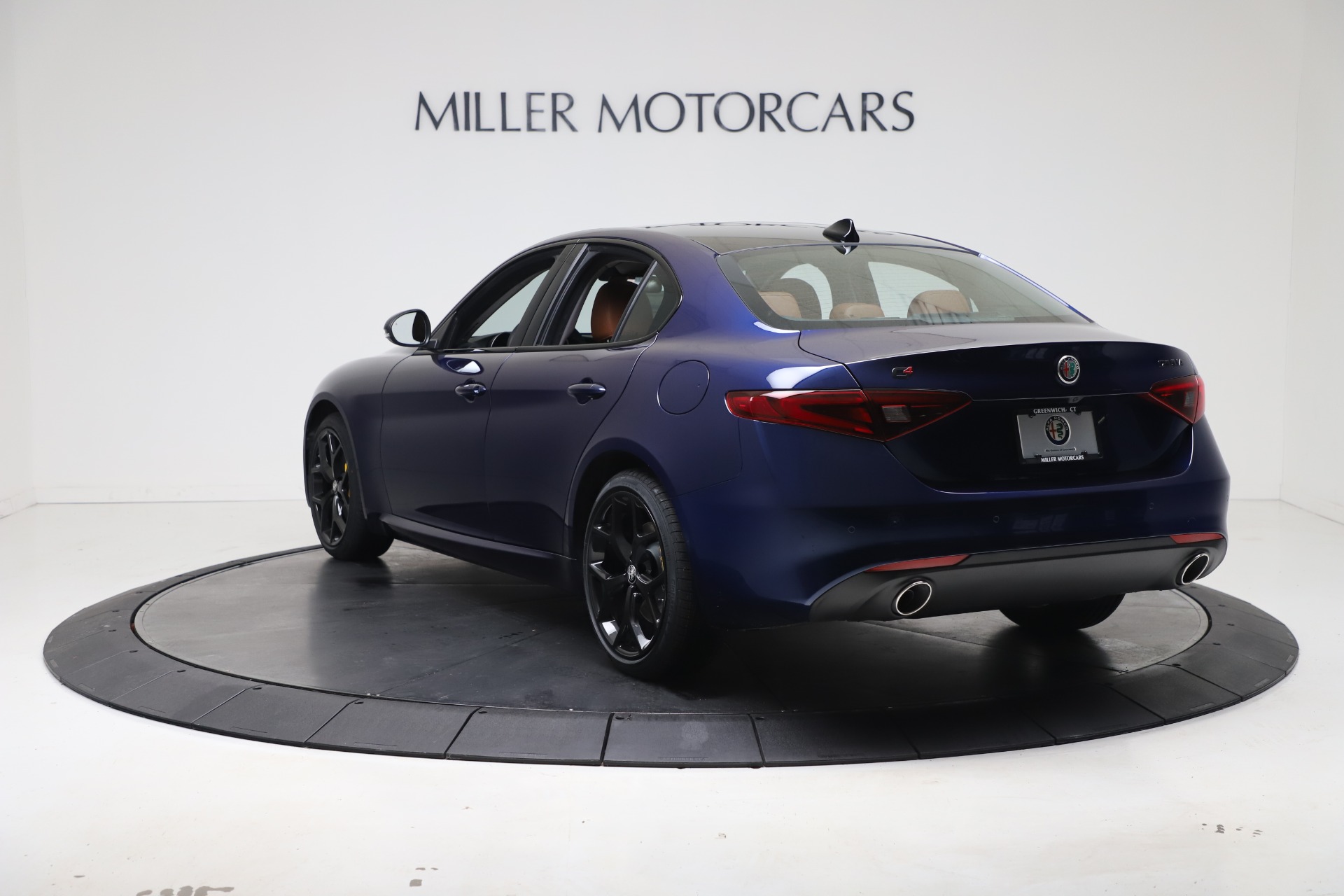 New-2021-Alfa-Romeo-Giulia-Ti-Q4
