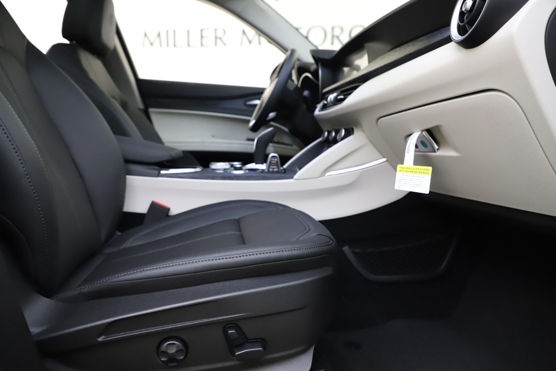 New-2021-Alfa-Romeo-Stelvio-Q4