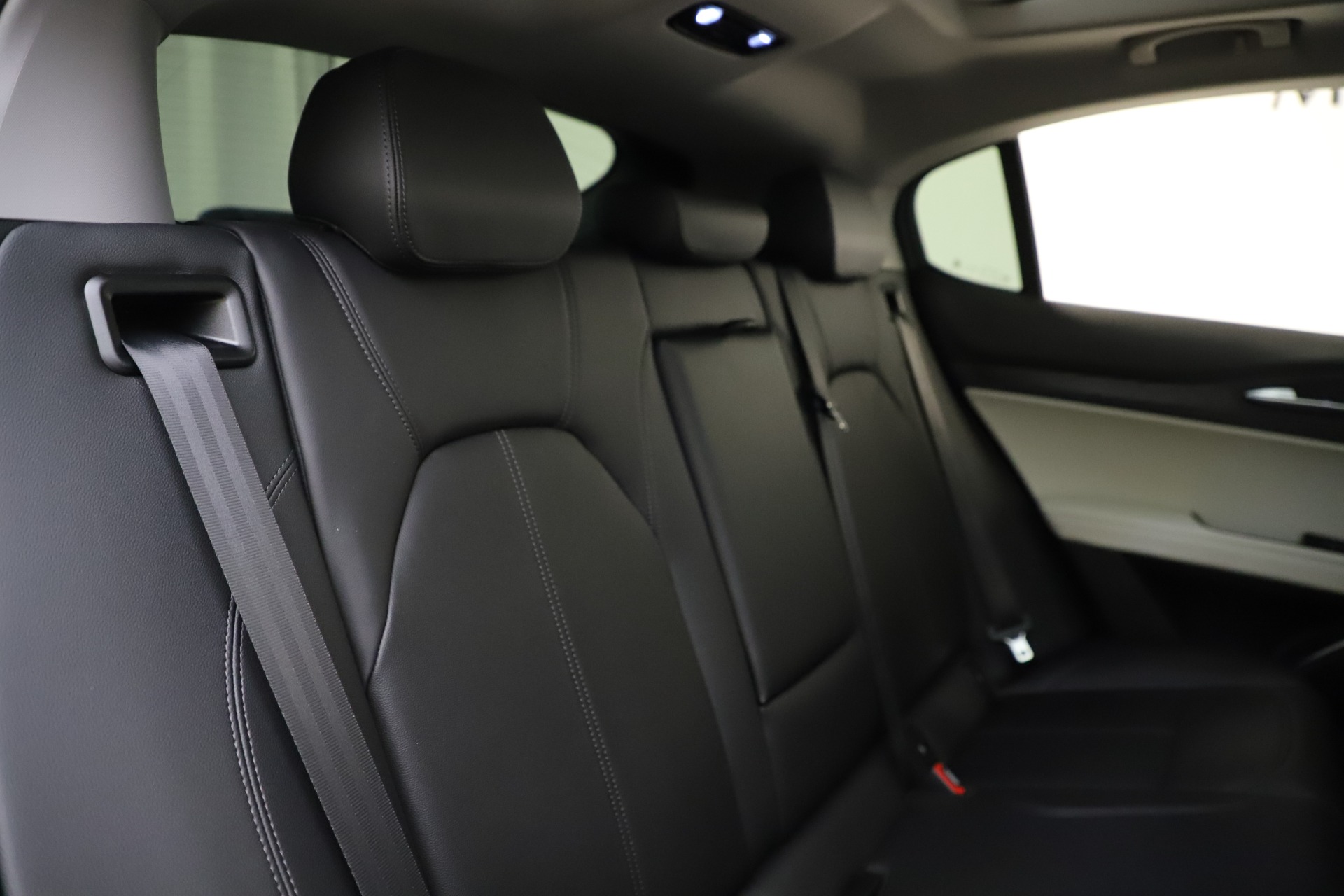 New-2021-Alfa-Romeo-Stelvio-Q4