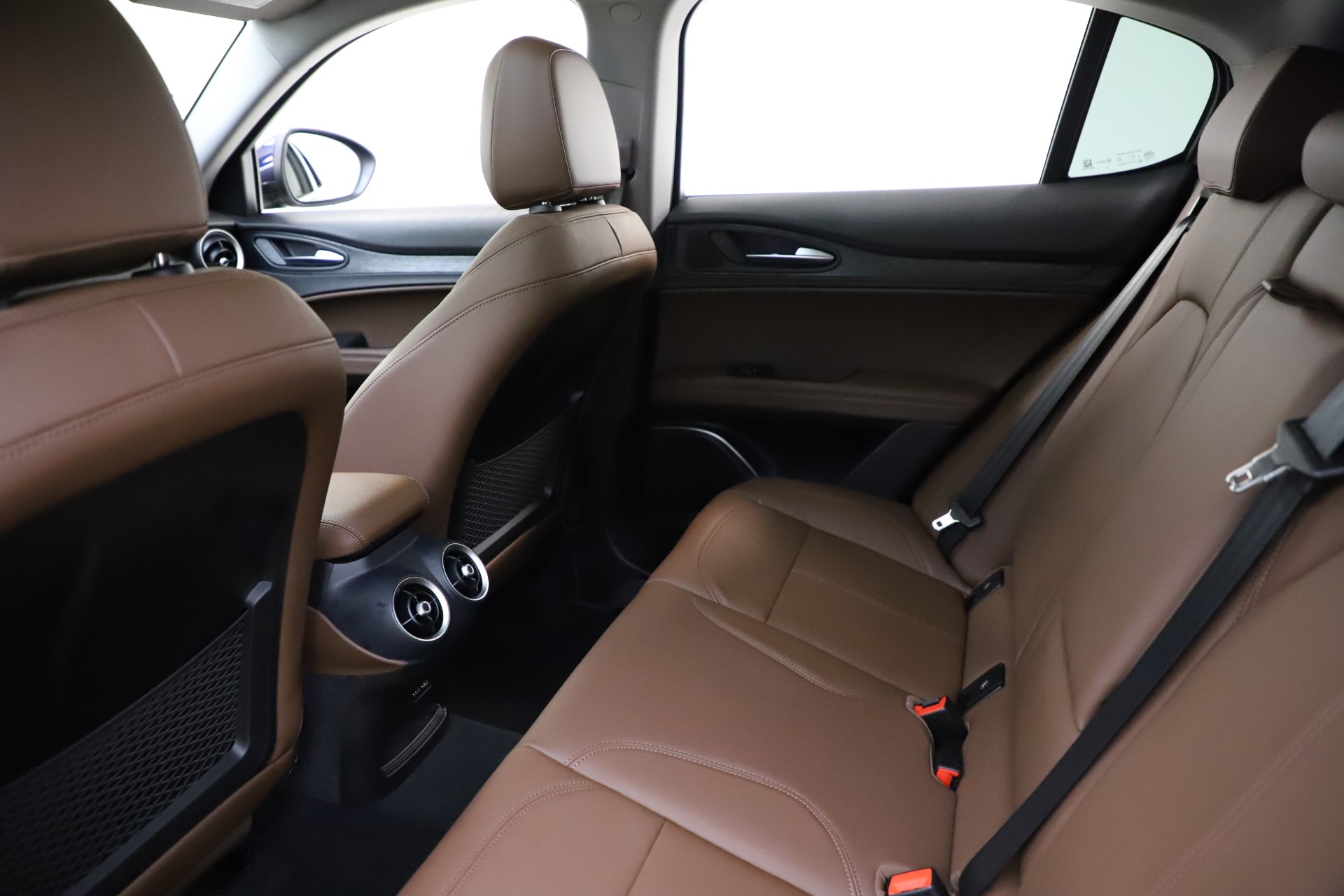 New-2021-Alfa-Romeo-Stelvio-Q4