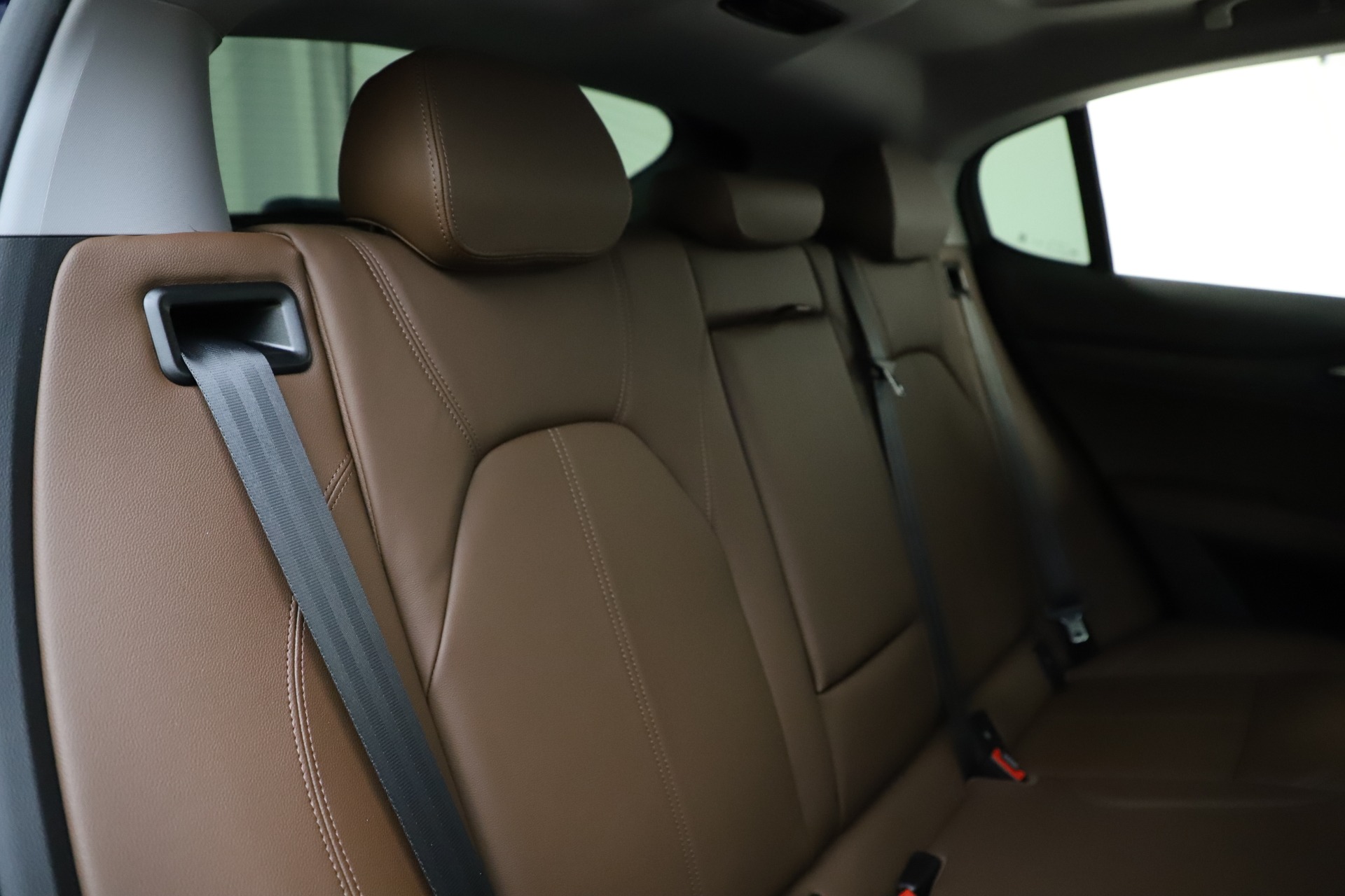 New-2021-Alfa-Romeo-Stelvio-Q4