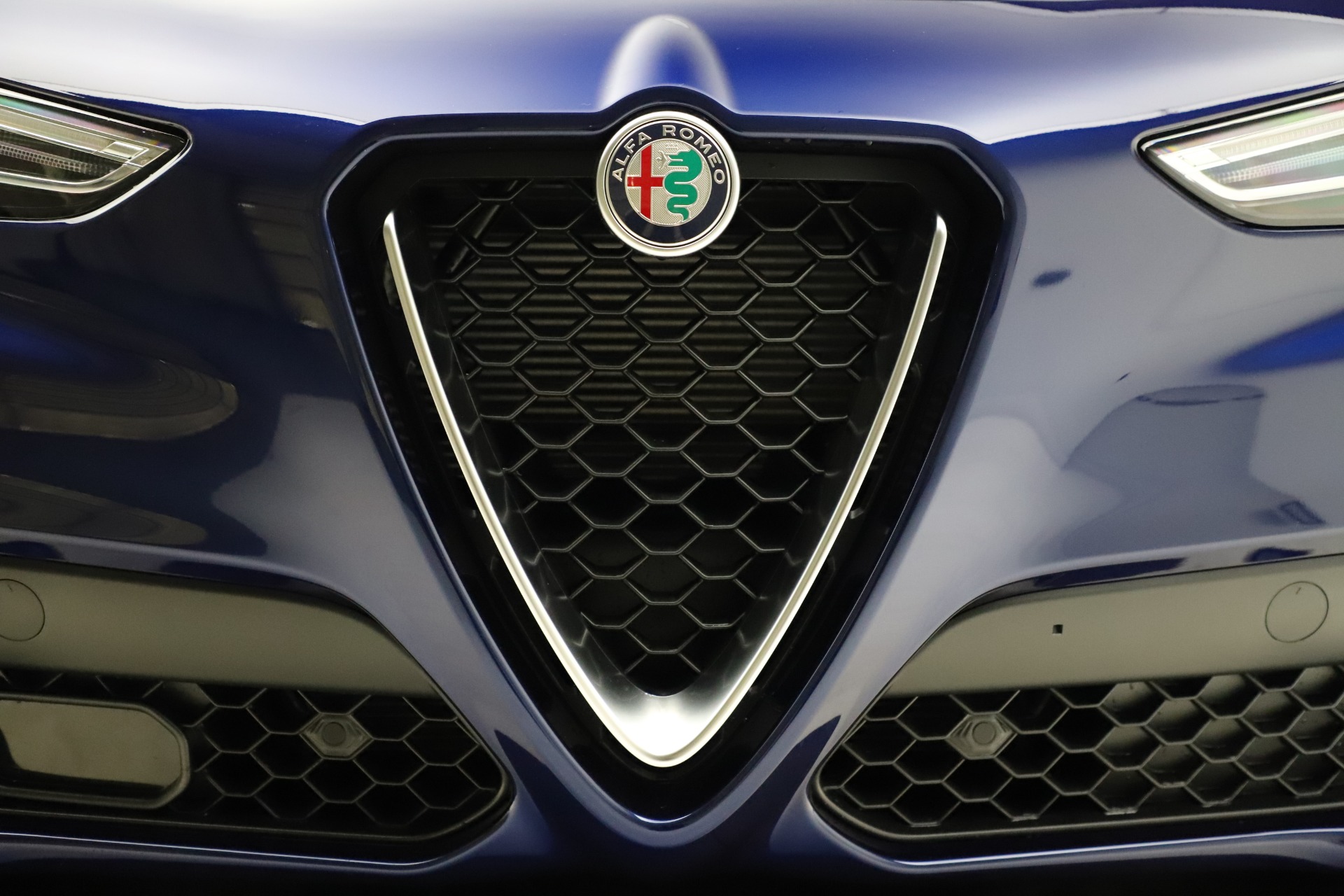 New-2021-Alfa-Romeo-Stelvio-Q4