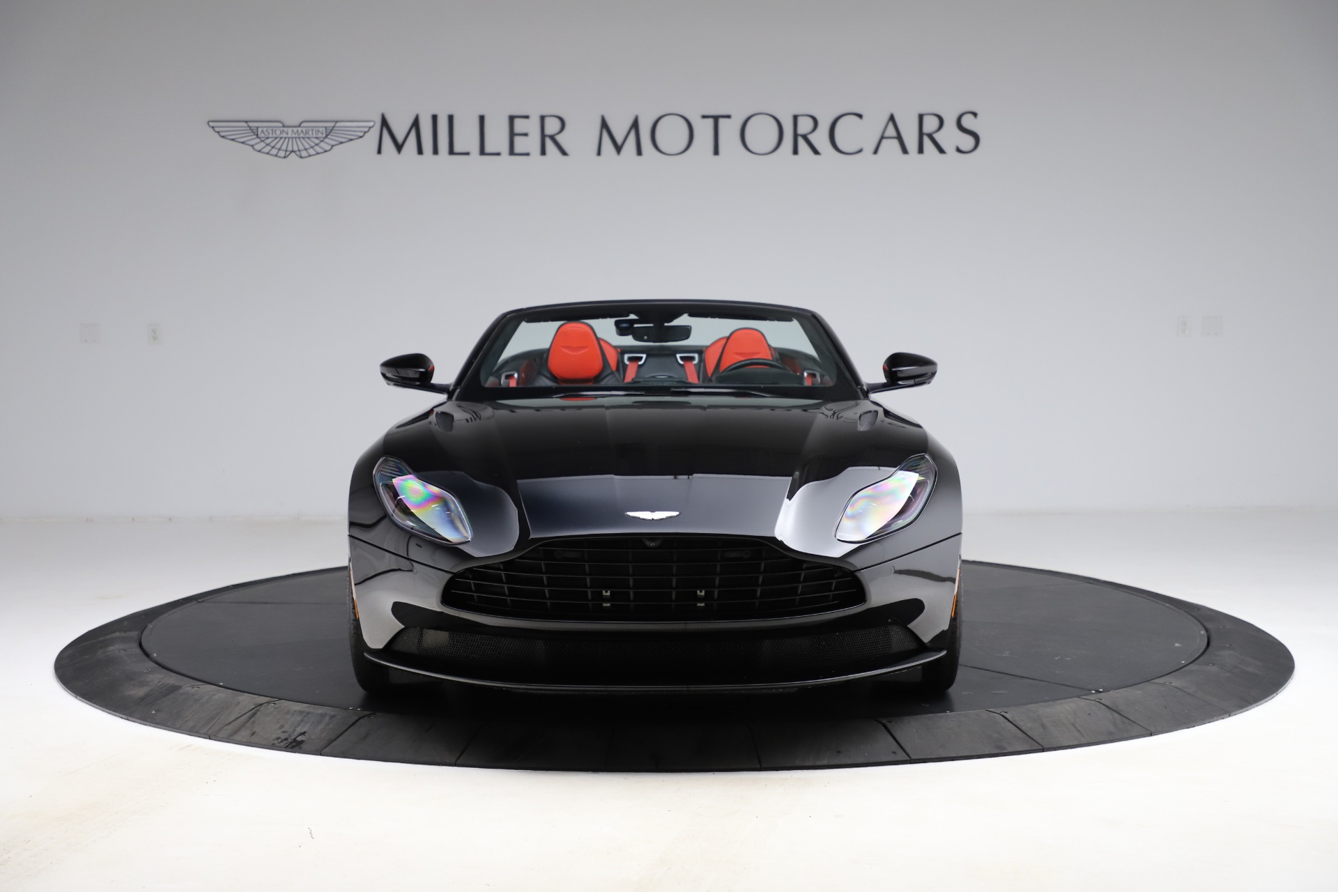 Used-2019-Aston-Martin-DB11-Volante