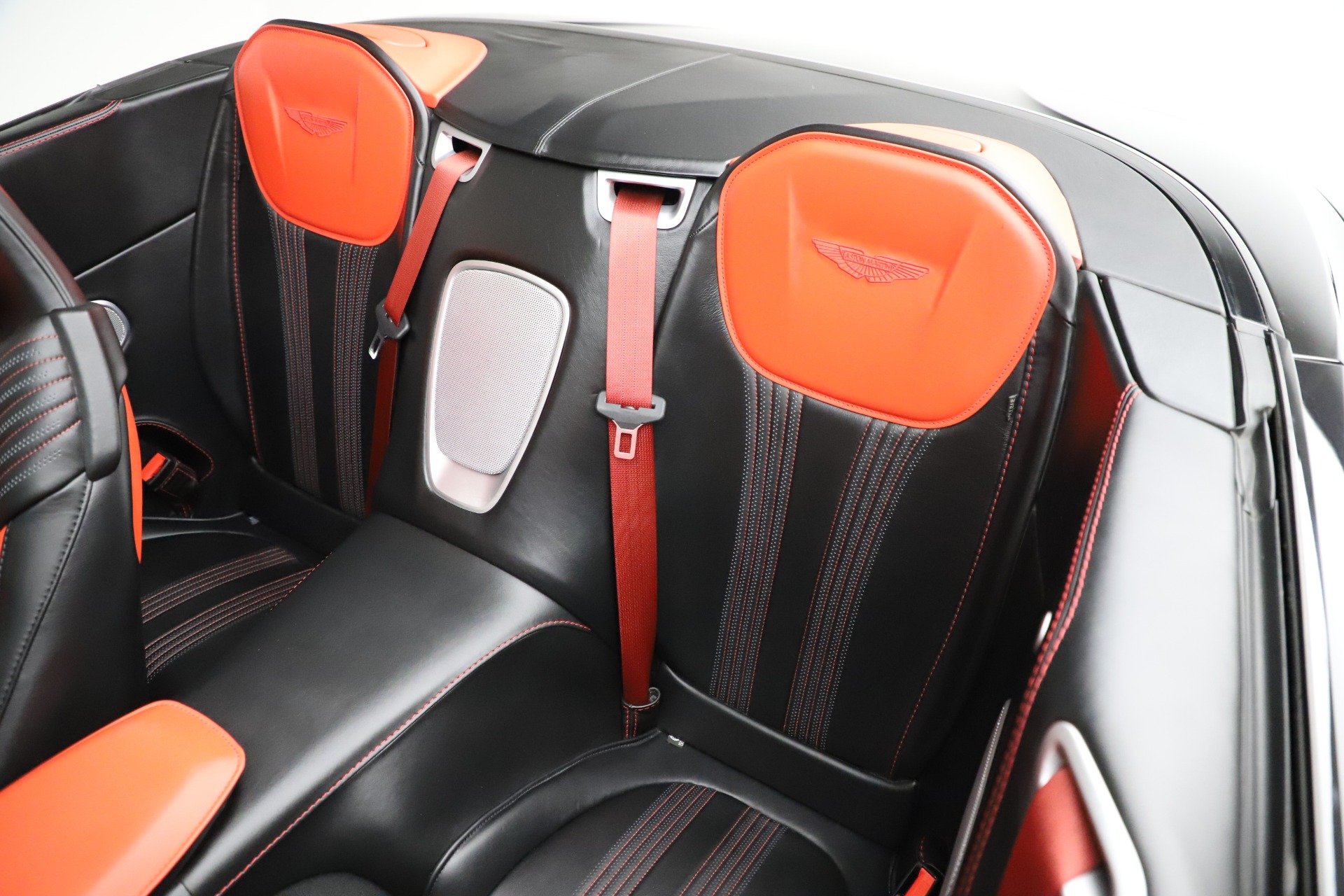 Used-2019-Aston-Martin-DB11-Volante