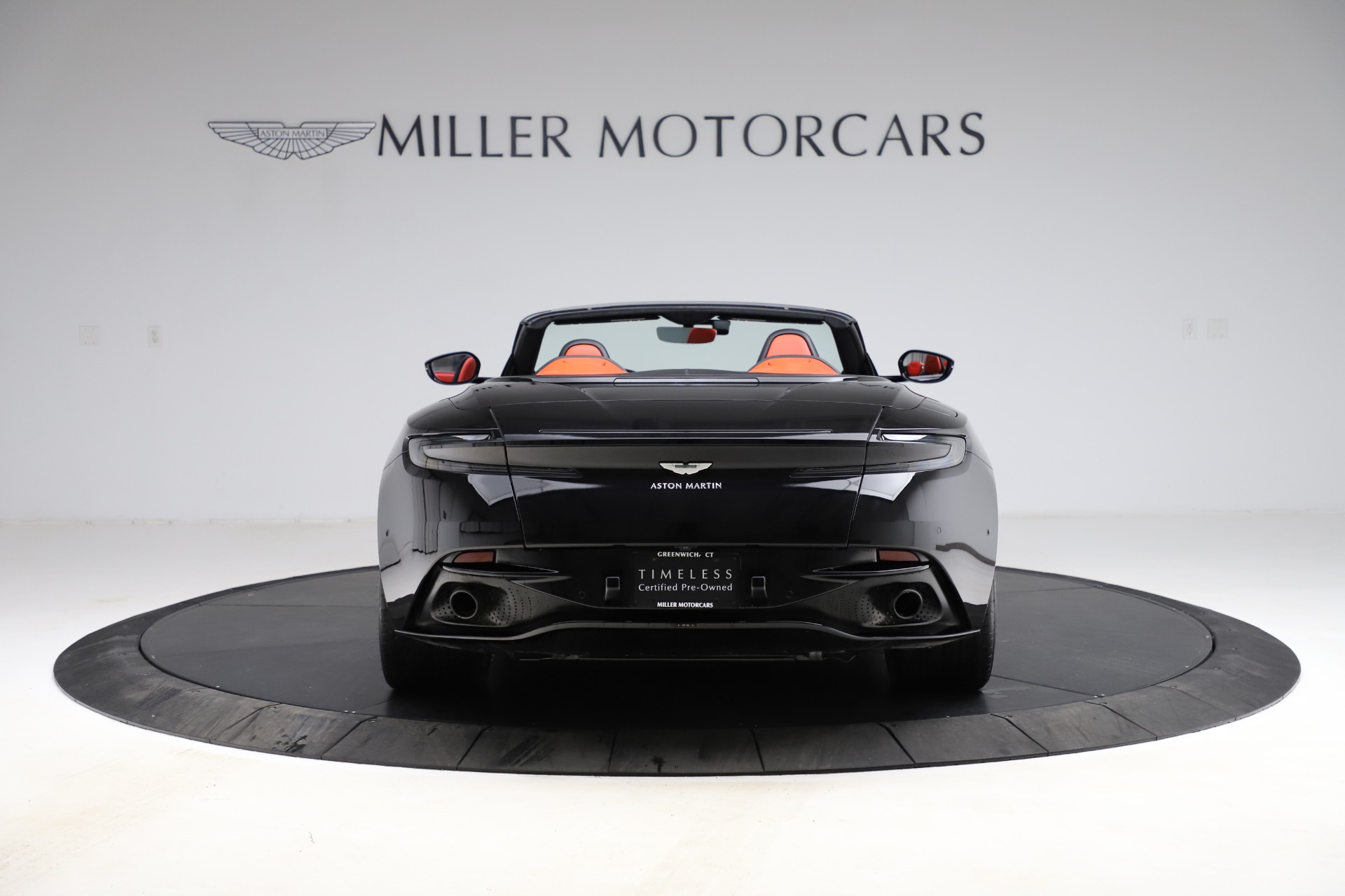 Used-2019-Aston-Martin-DB11-Volante