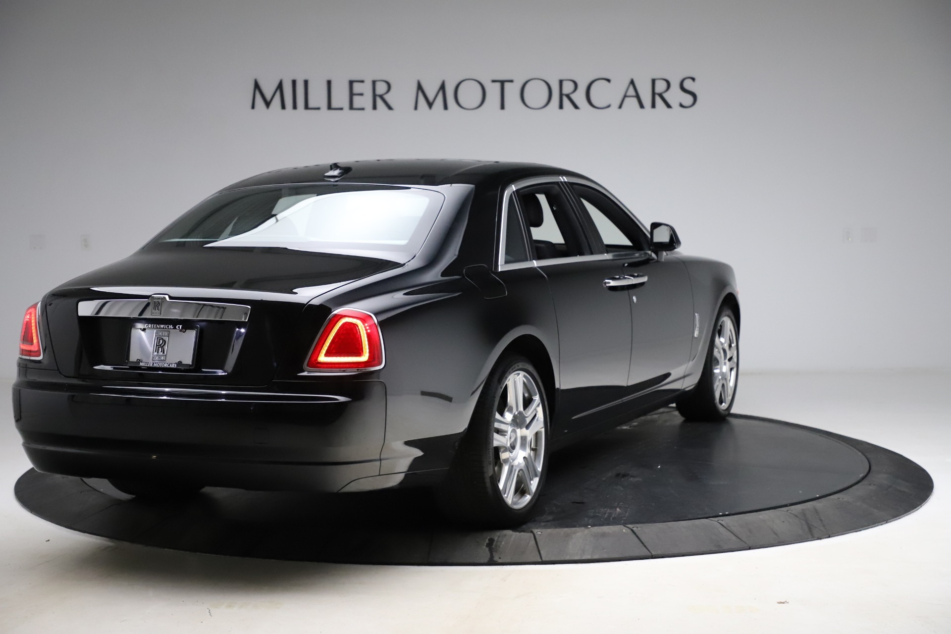 Used-2016-Rolls-Royce-Ghost