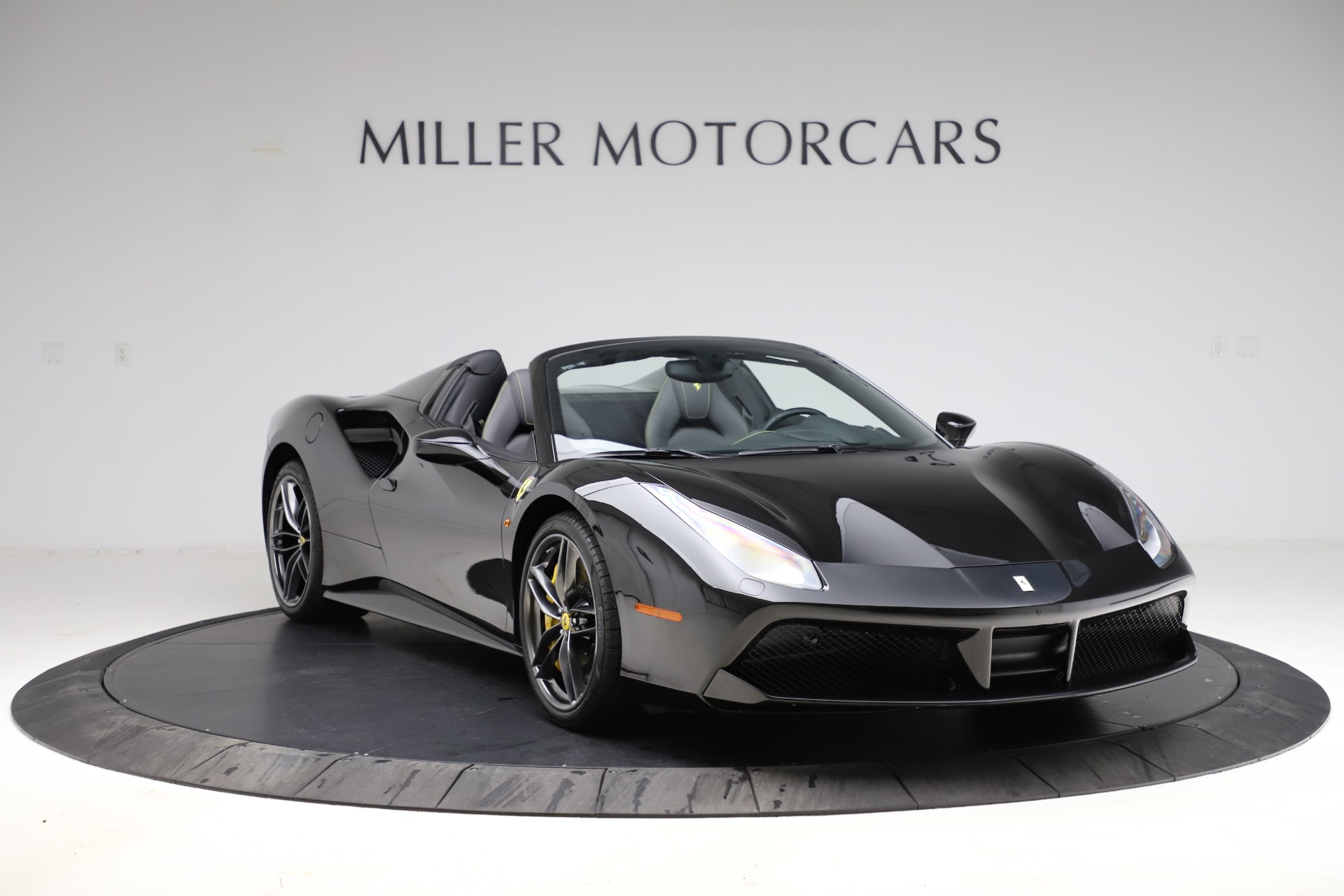 Used-2017-Ferrari-488-Spider