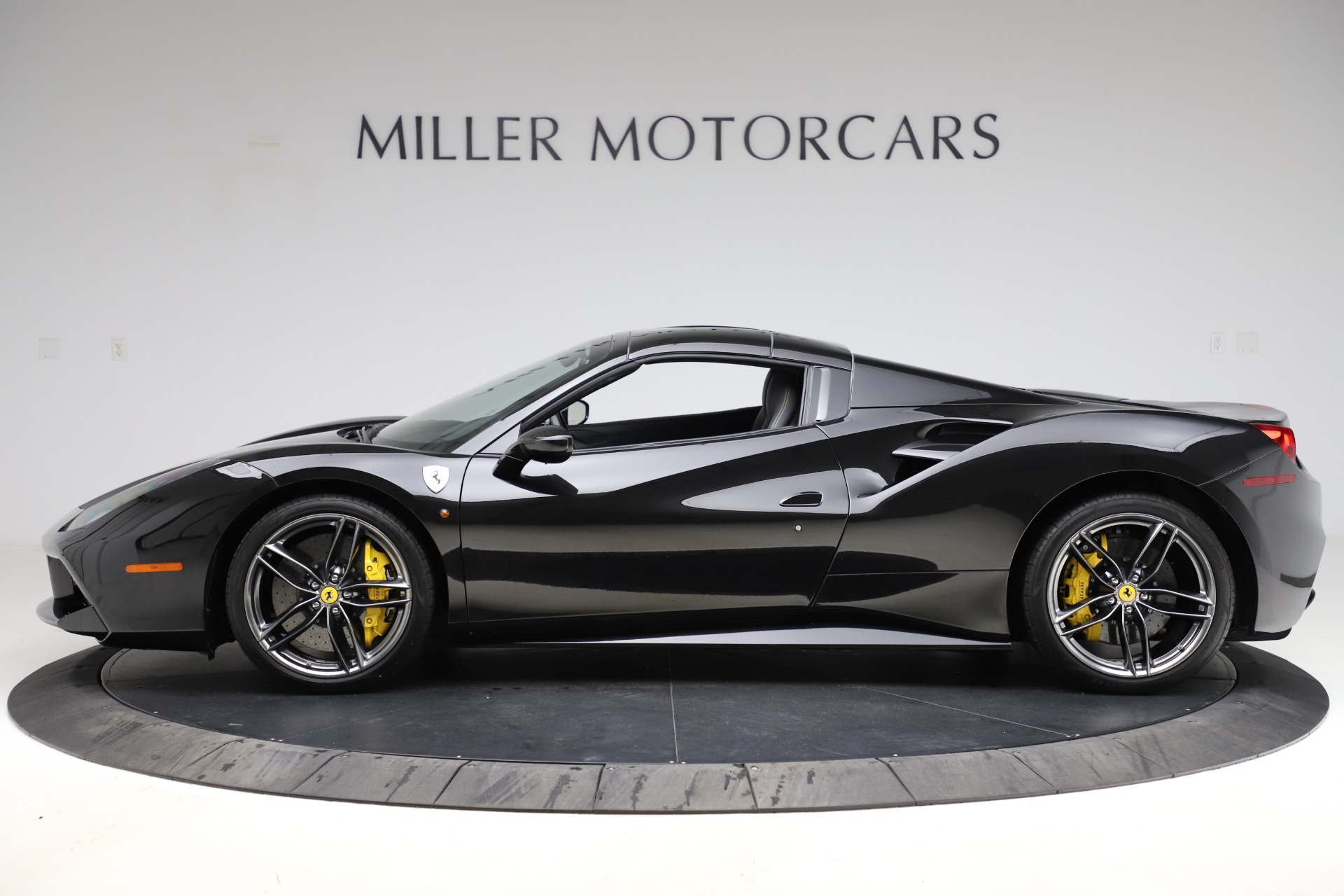 Used-2017-Ferrari-488-Spider