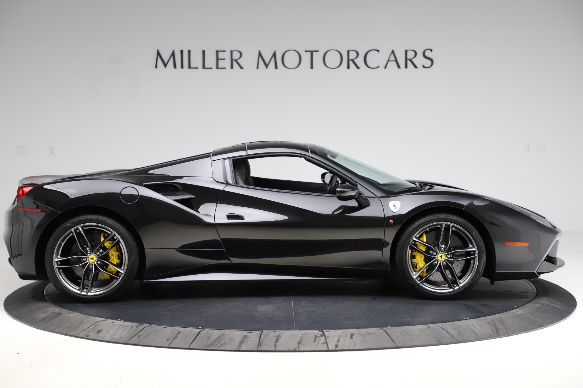 Used-2017-Ferrari-488-Spider