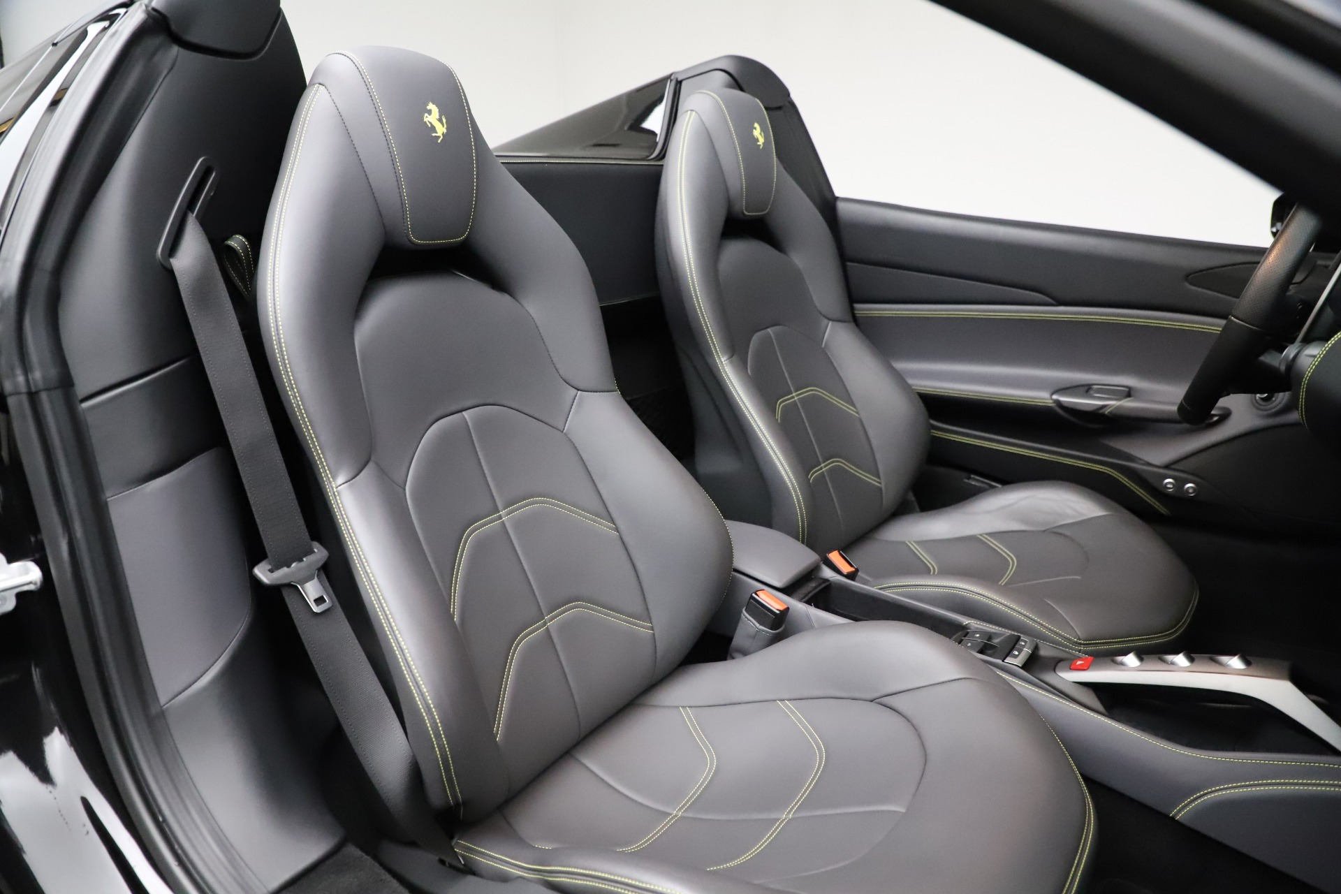 Used-2017-Ferrari-488-Spider