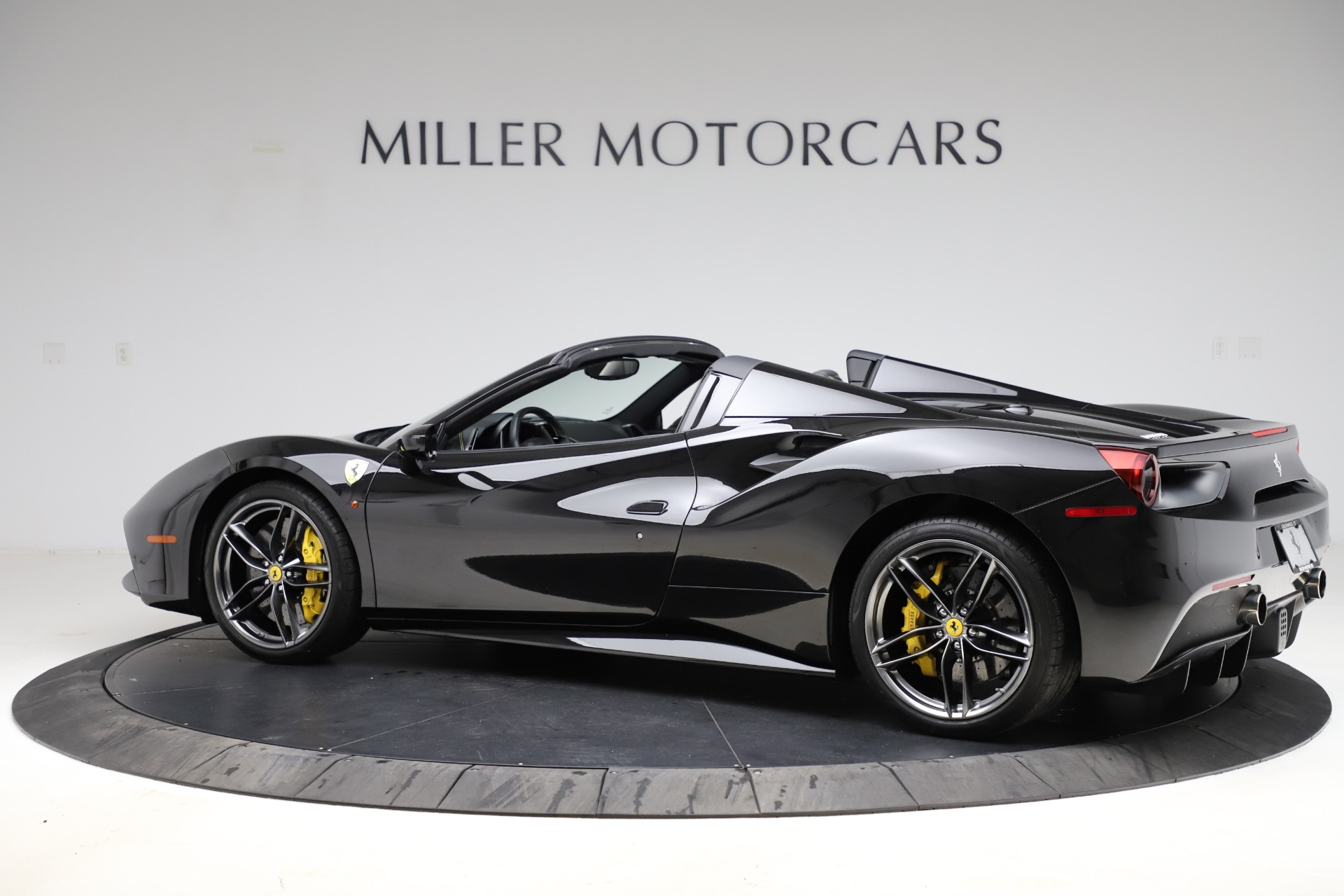 Used-2017-Ferrari-488-Spider