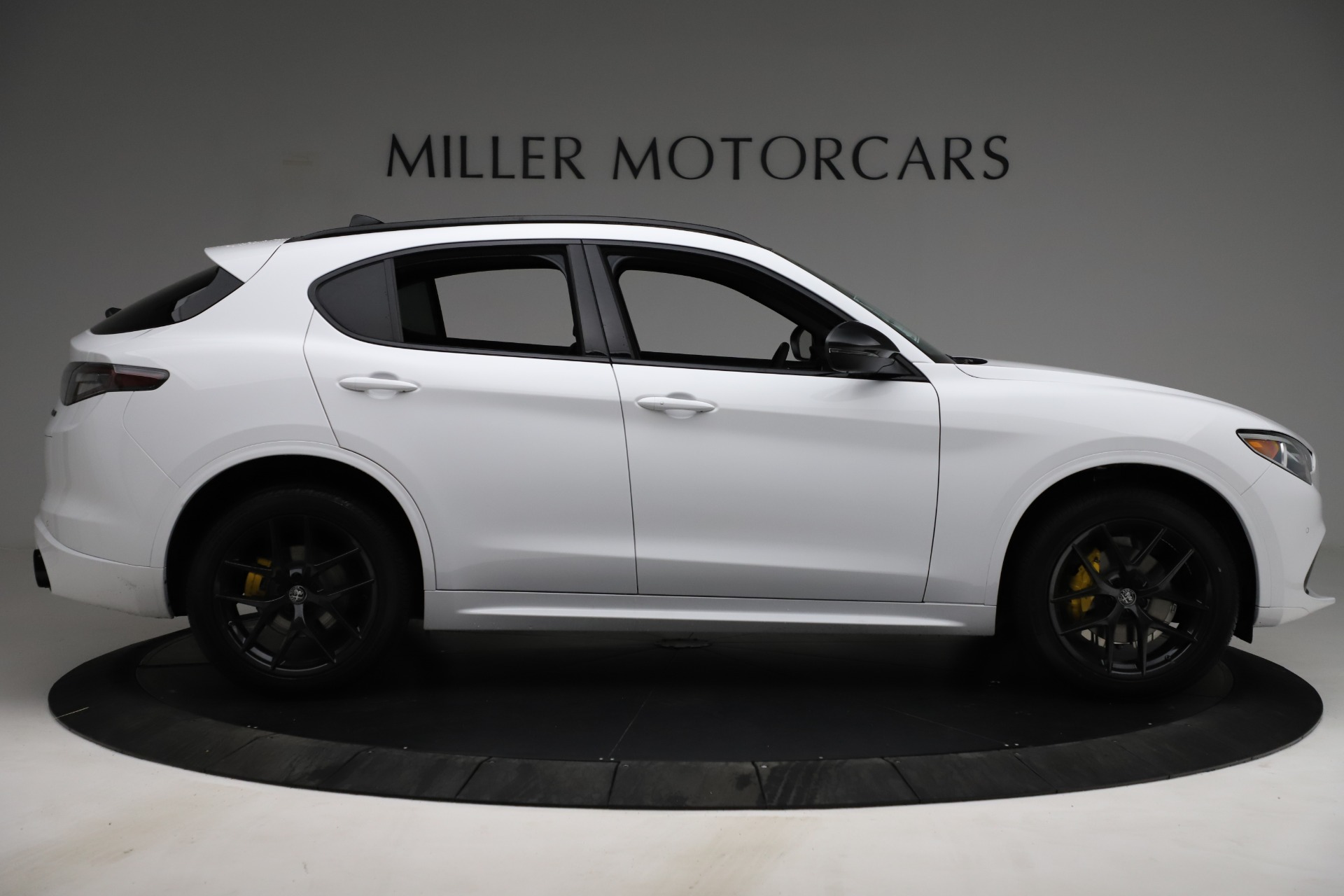 New-2021-Alfa-Romeo-Stelvio-Ti-Sport-Q4