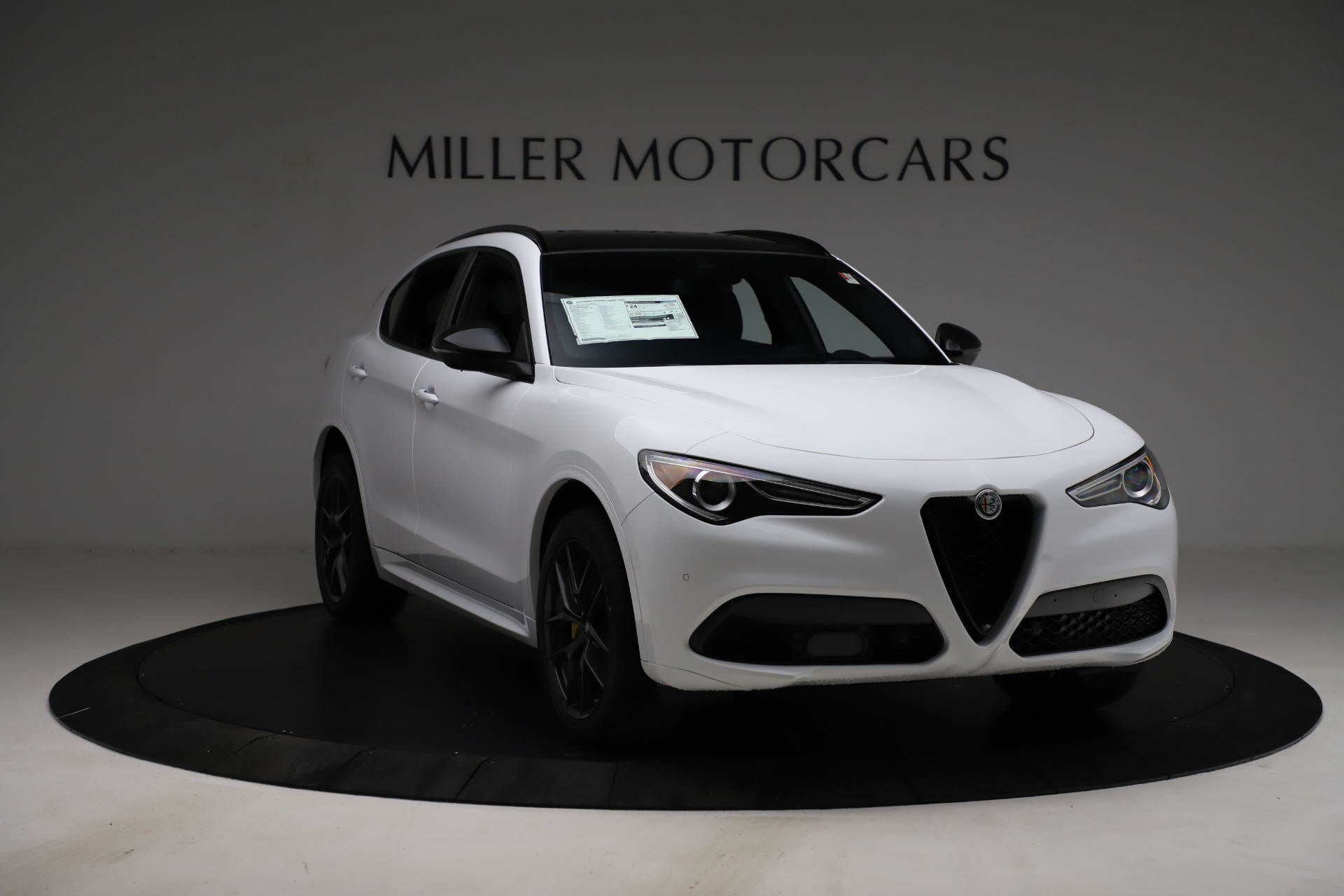 New-2021-Alfa-Romeo-Stelvio-Ti-Sport-Q4