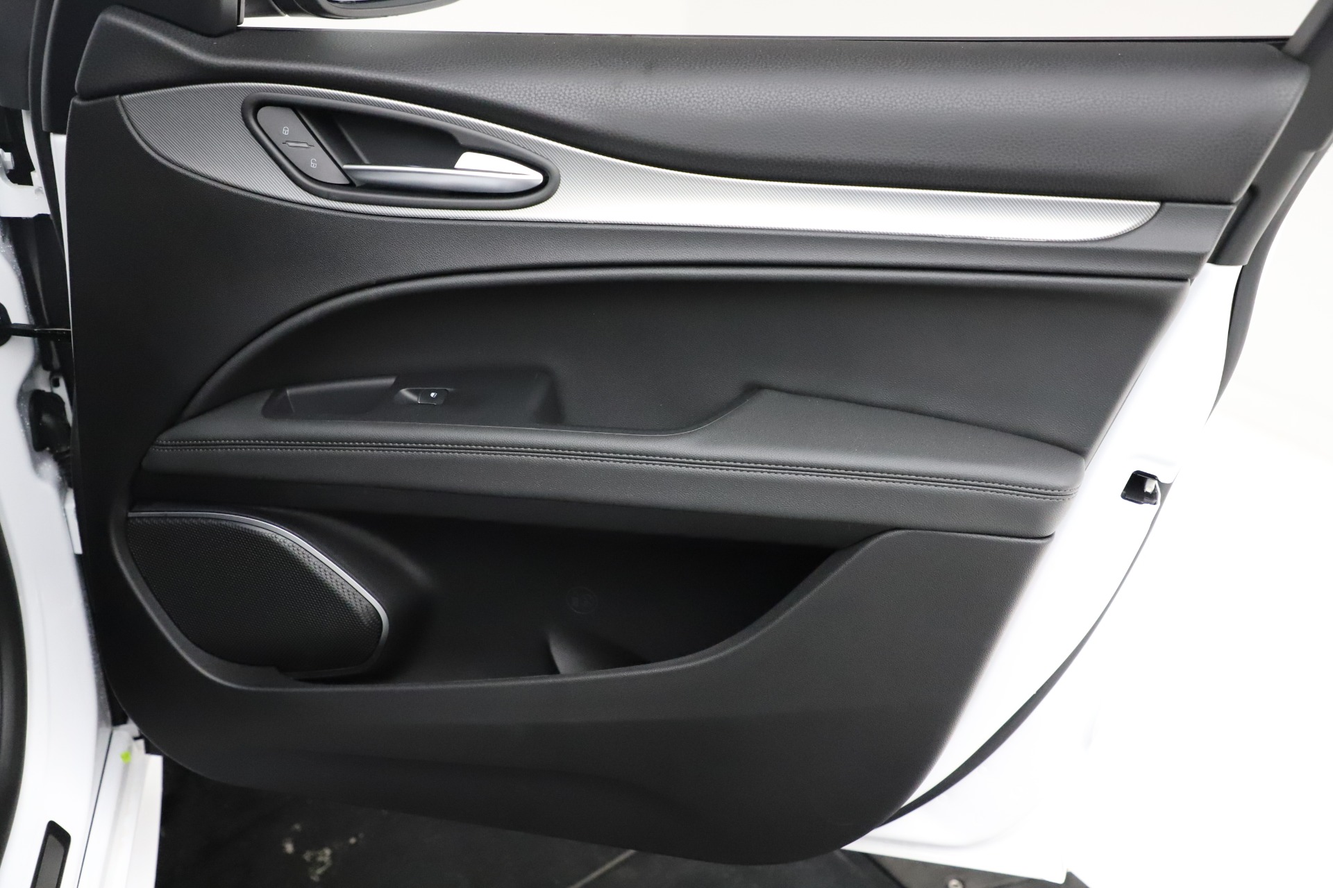 New-2021-Alfa-Romeo-Stelvio-Ti-Sport-Q4