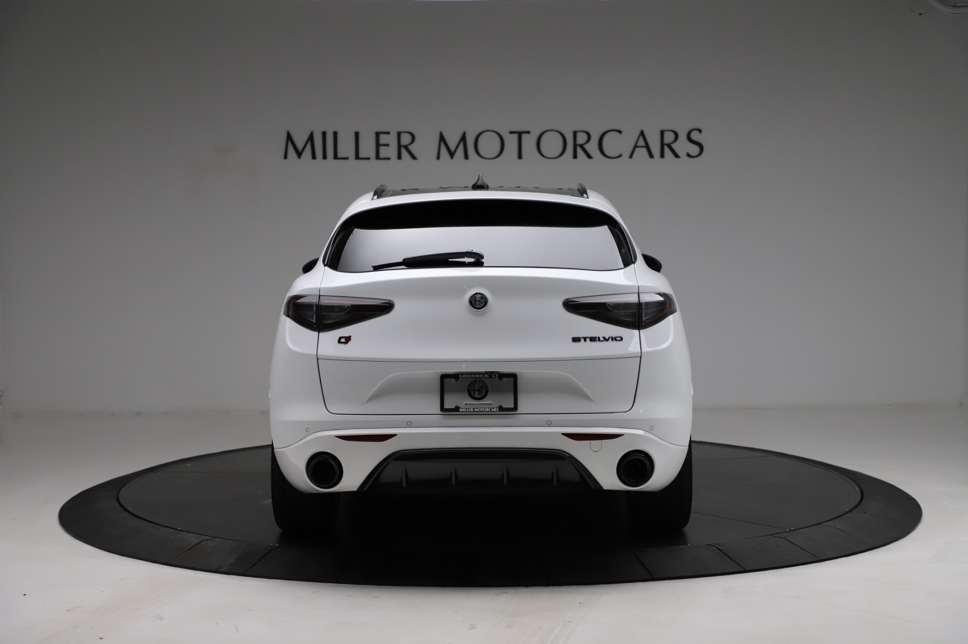 New-2021-Alfa-Romeo-Stelvio-Ti-Sport-Q4