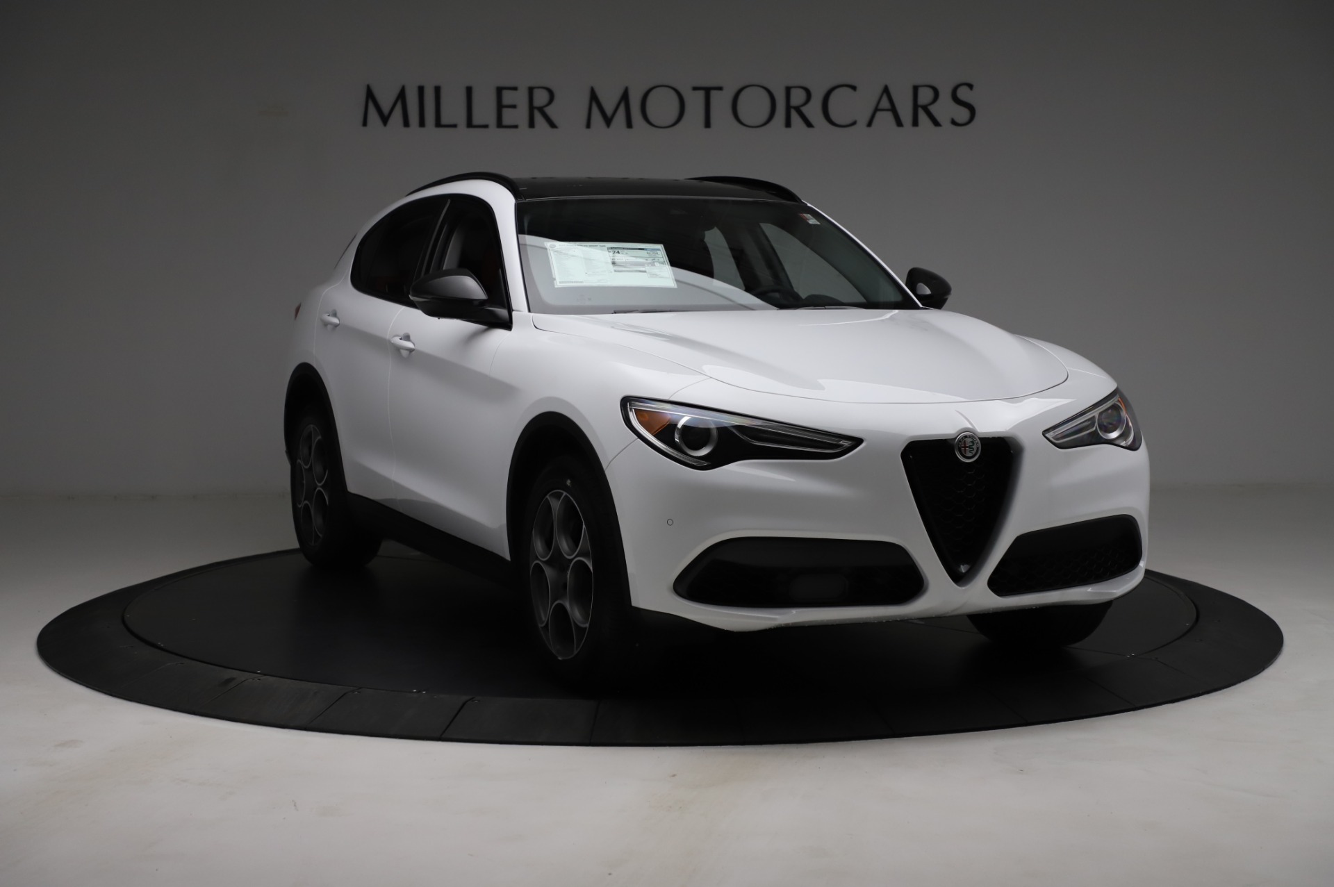 New-2021-Alfa-Romeo-Stelvio-Q4