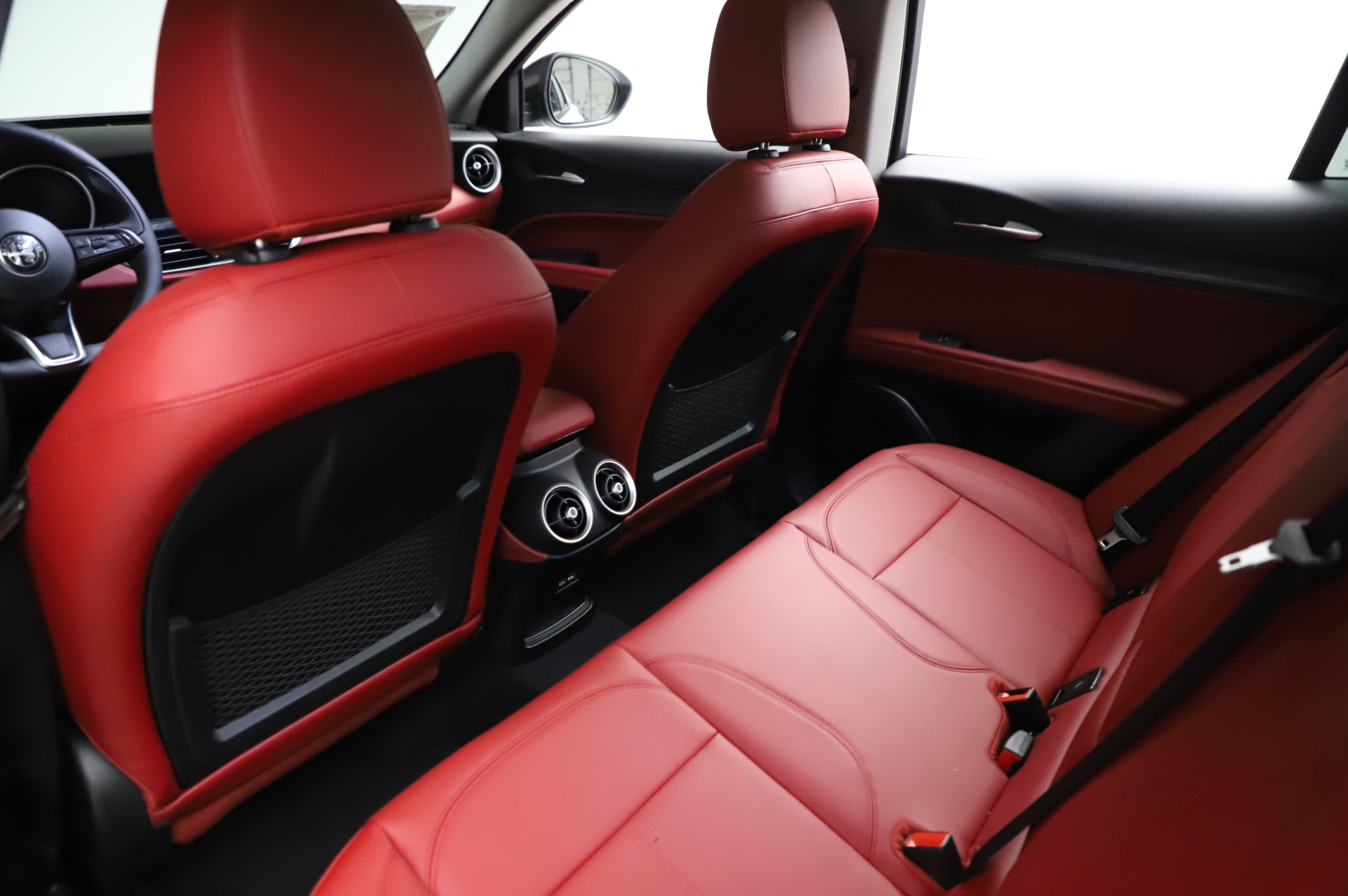 New-2021-Alfa-Romeo-Stelvio-Q4