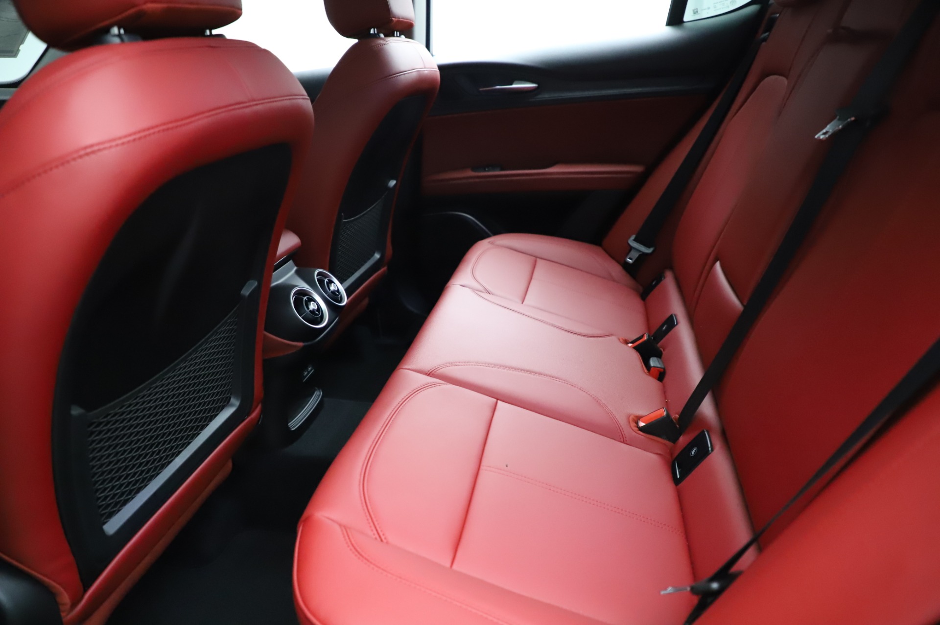 New-2021-Alfa-Romeo-Stelvio-Q4