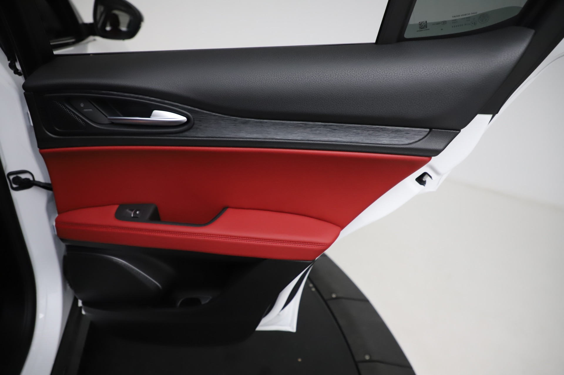 New-2021-Alfa-Romeo-Stelvio-Q4