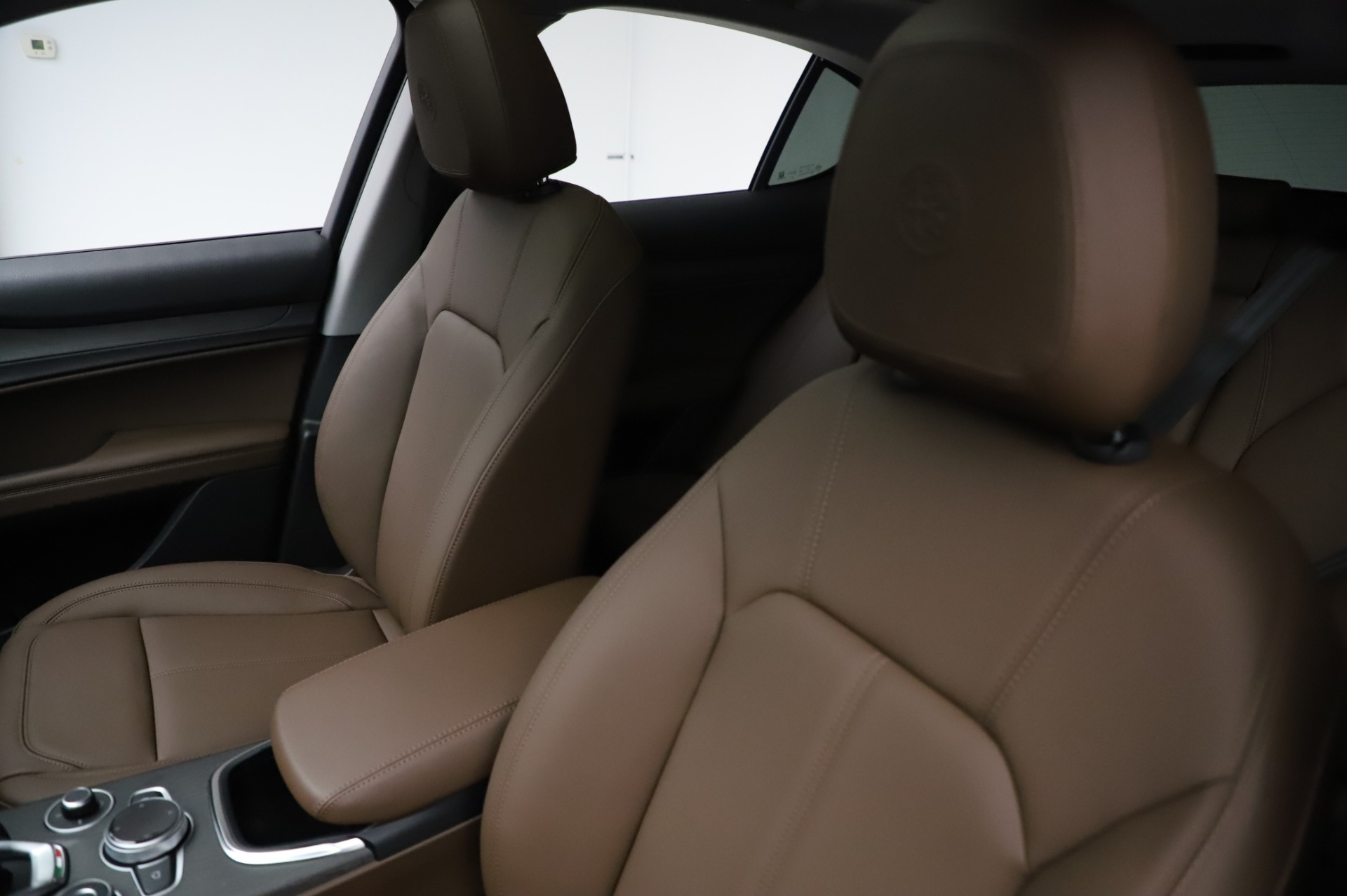 New-2021-Alfa-Romeo-Stelvio-Ti-Q4