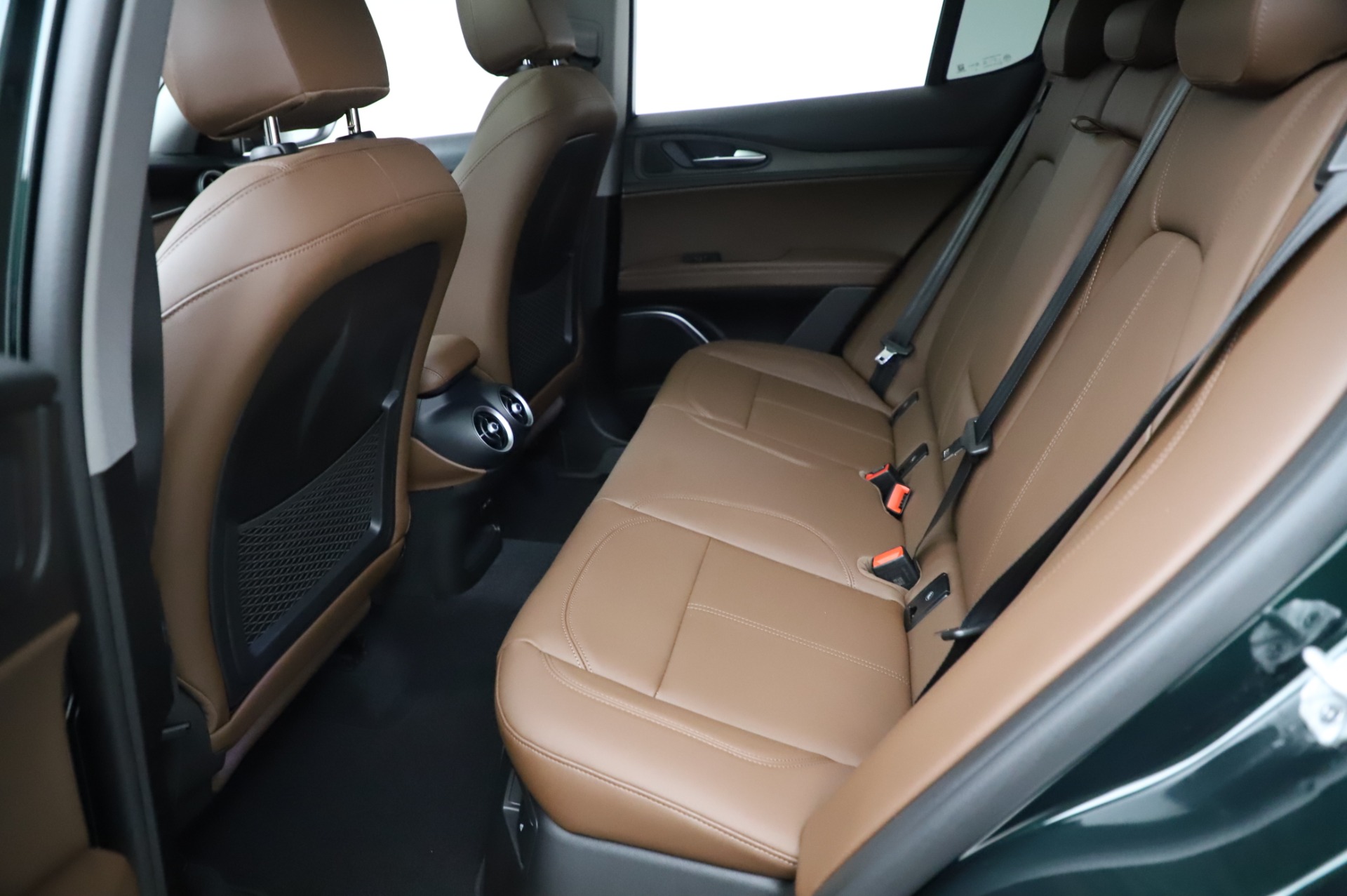 New-2021-Alfa-Romeo-Stelvio-Ti-Q4