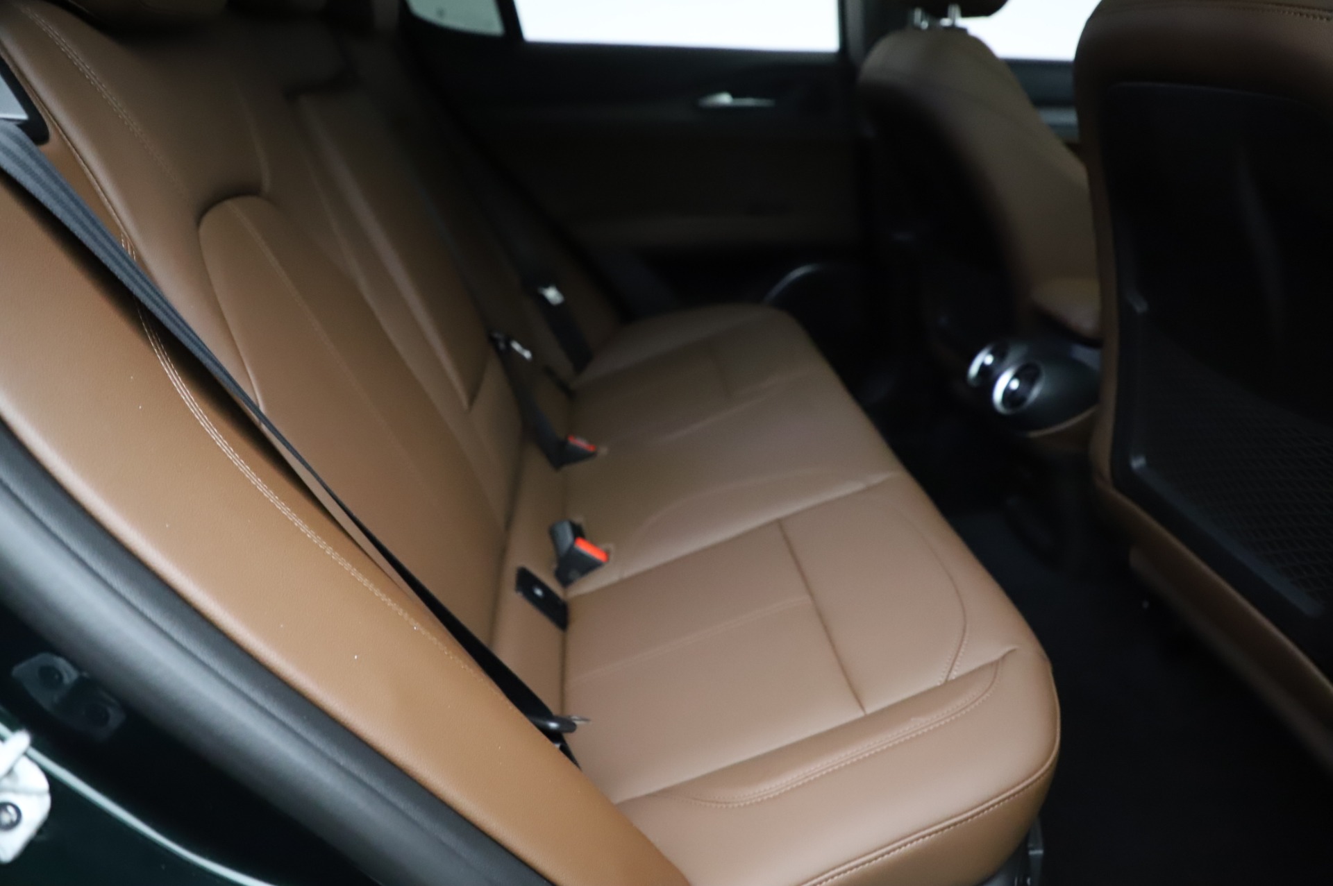 New-2021-Alfa-Romeo-Stelvio-Ti-Q4